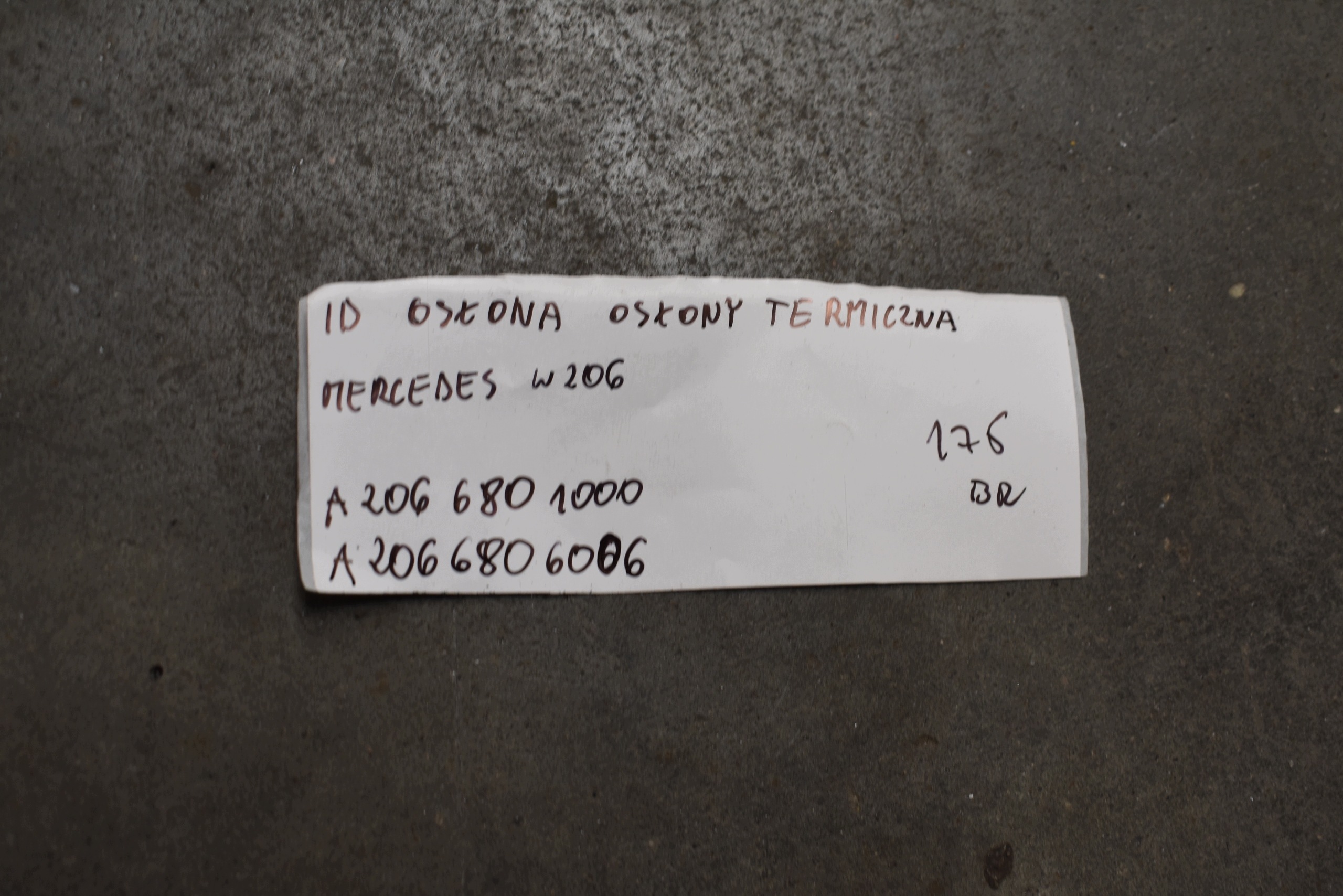 IDEALNA Blende Abdeckung TERMICZNA MERCEDES W206 1