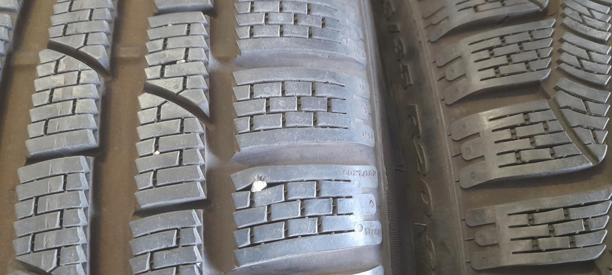 PIRELLI WINTER SOTTOZERO 245/35R20 91V 2018