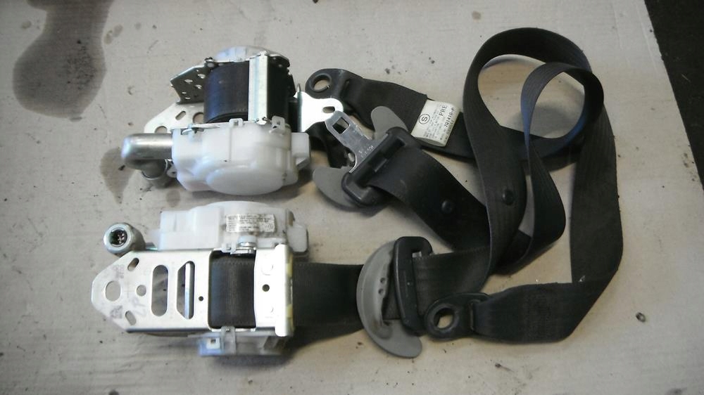 TOYOTA RAV4 3 III 05-10 PAS BEZPIECZEŃSTAW PRZEDNI NAPINACZ PASÓW PRZÓD