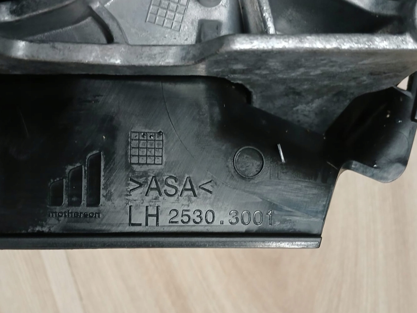 RENAULT AUSTRAL Support plaque Gauche Rétroviseur EUROPA OE