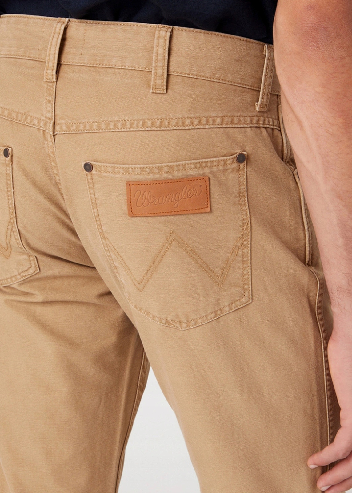 WRANGLER GREENSBORO TIGERS EYE 112334233 40/32 Rozmiar 40/32