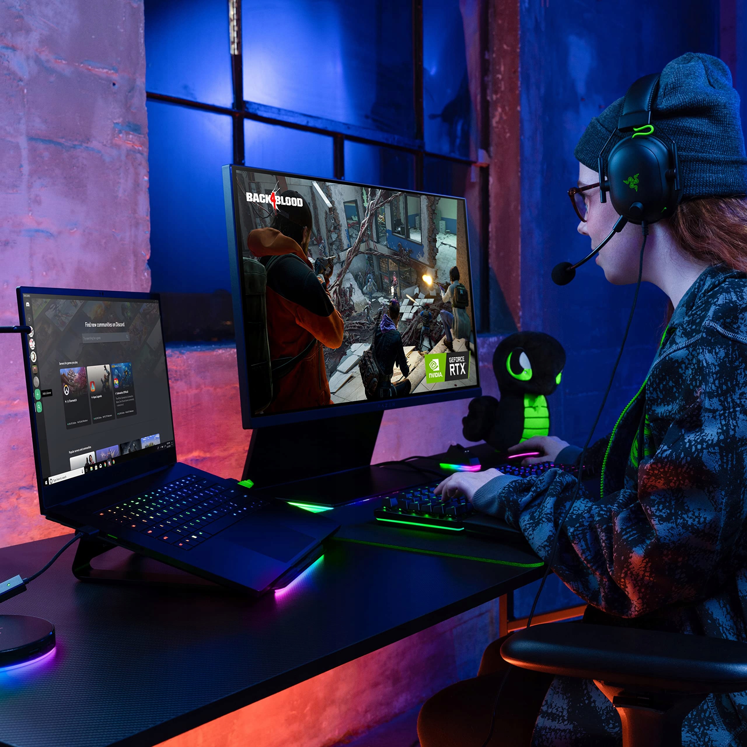 RAZER Podstawka Pod Laptopa Chroma V2 Ergonomiczna Aluminiowa USB-C RGB — miniatura 2