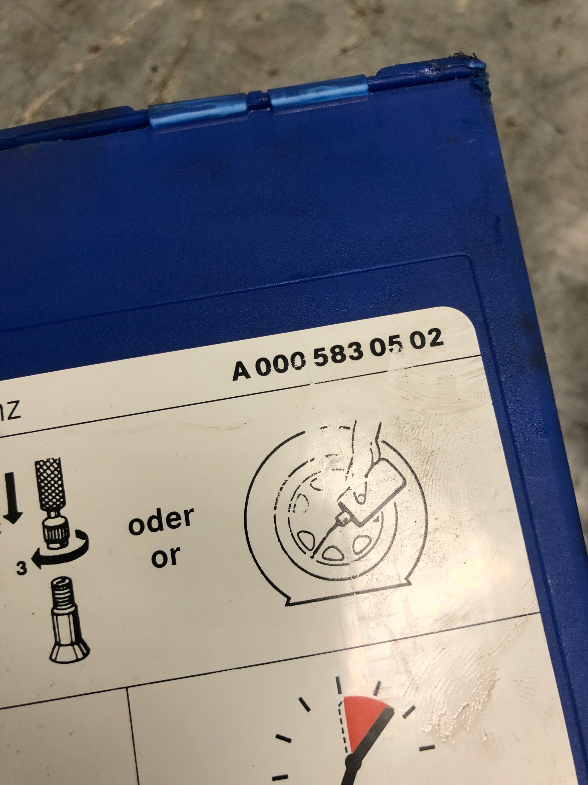 pump compressor; KLEJ MERCEDES A0005830502