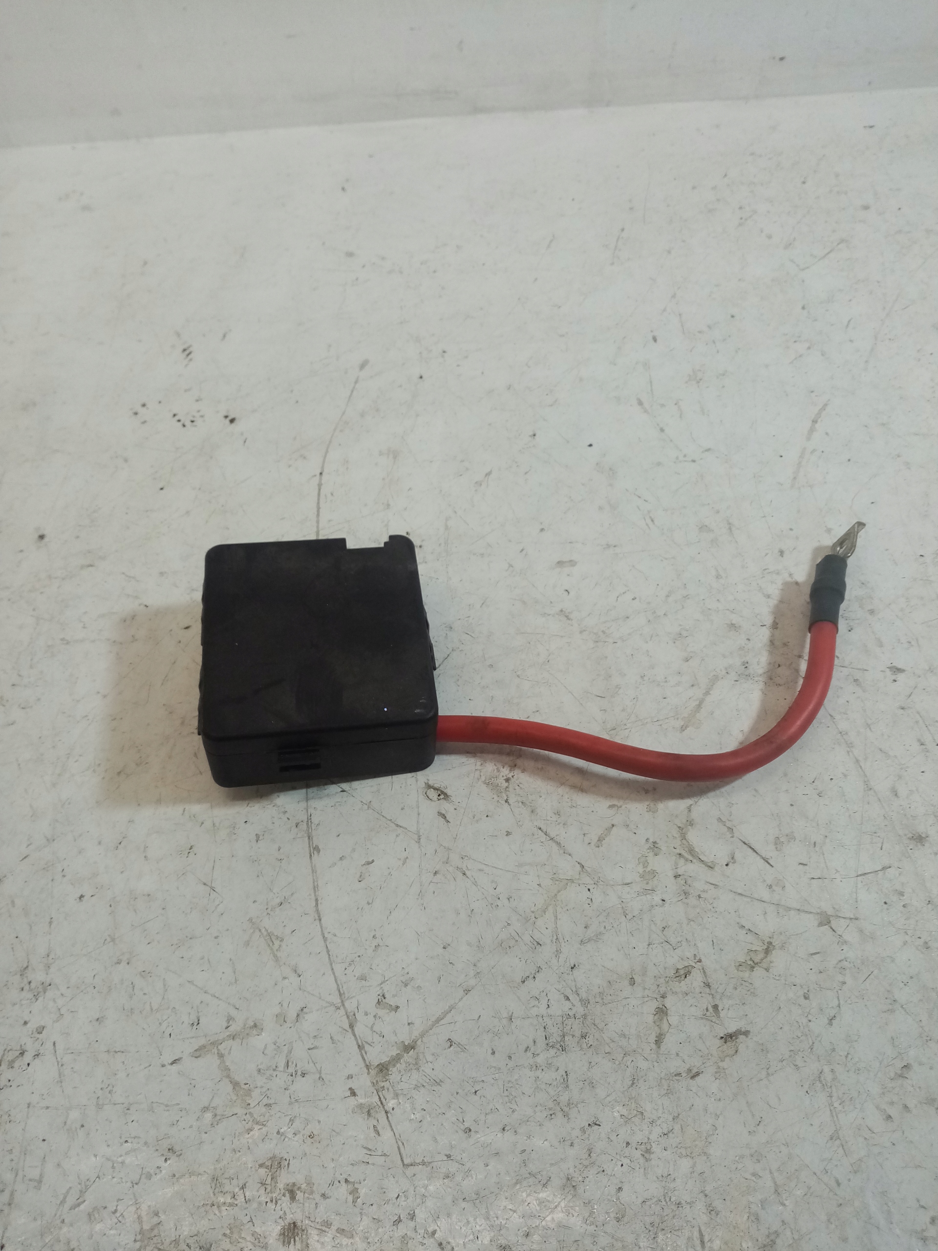 terminal ROZDZIELACZ PRADU BMW E46 COMPACT 61138374986