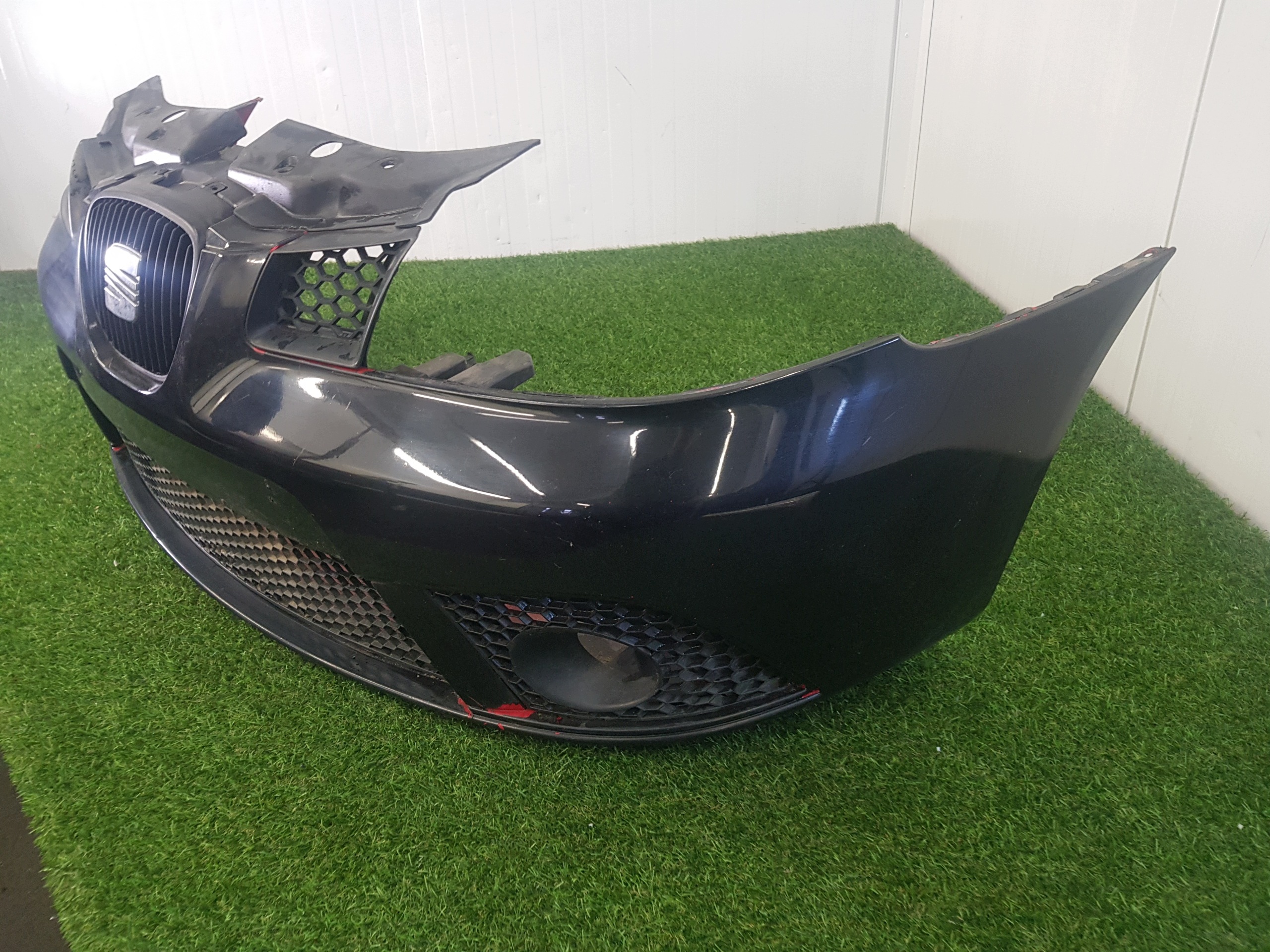 bumper front front SEAT IBIZA 3 2003