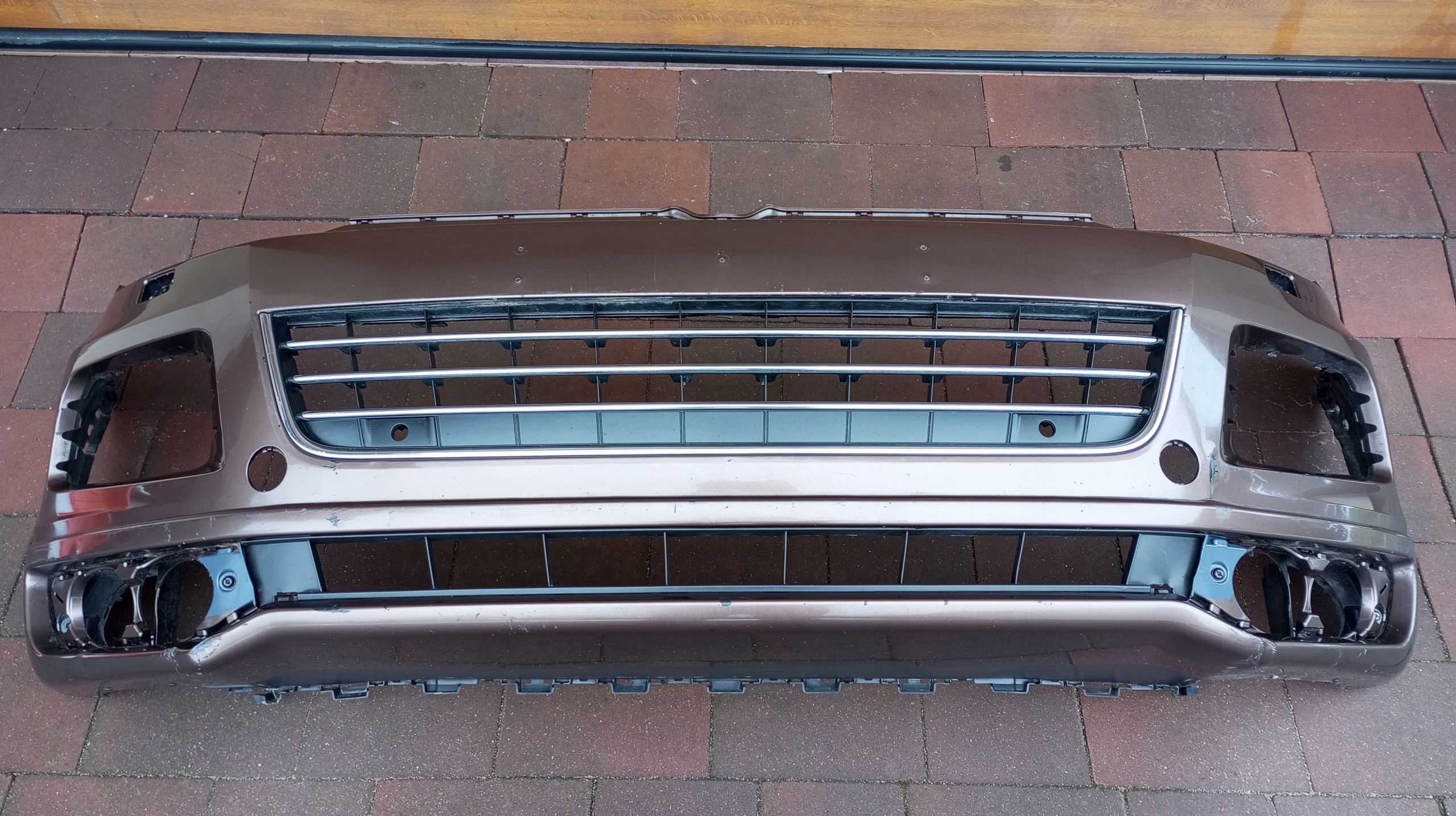 VW Touareg II R-Linep6 2010-2014---БАМПЕР ПЕРЕДНІЙ R-LINE