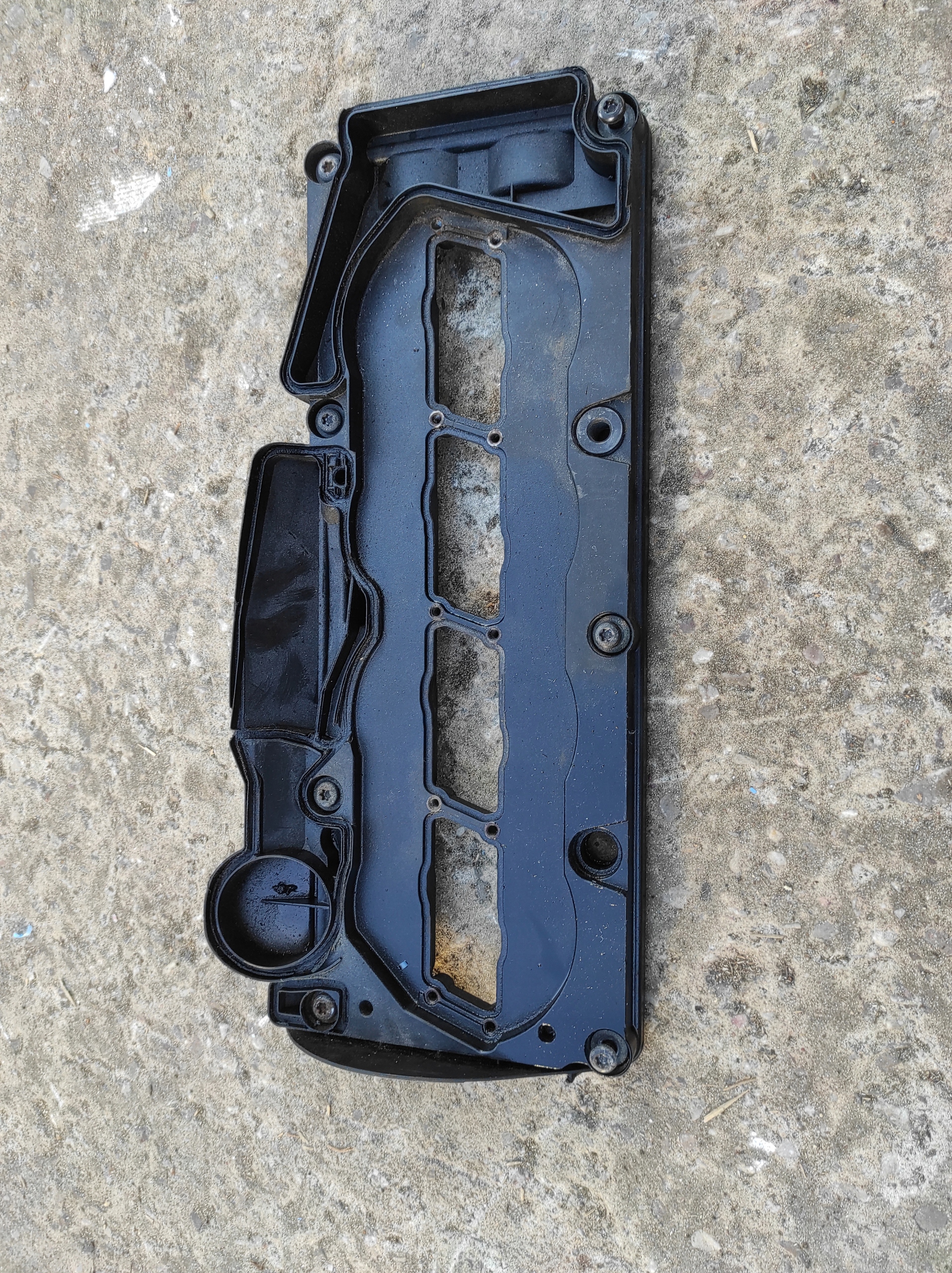 03L103483 ABDECKUNG DER VENTILE ODMA DECKEL AUDI VW 1.6