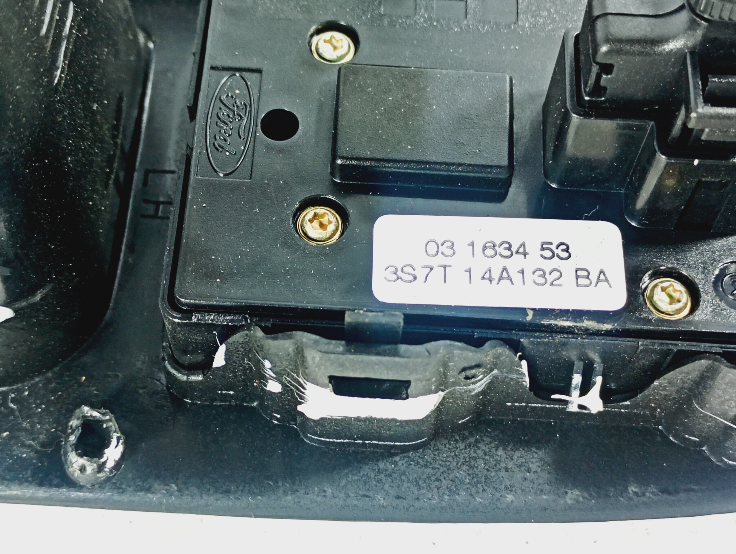 switch PANEL of the window left front OE 3S7T14A132BA Ford Mondeo 3 MK3 00-07
