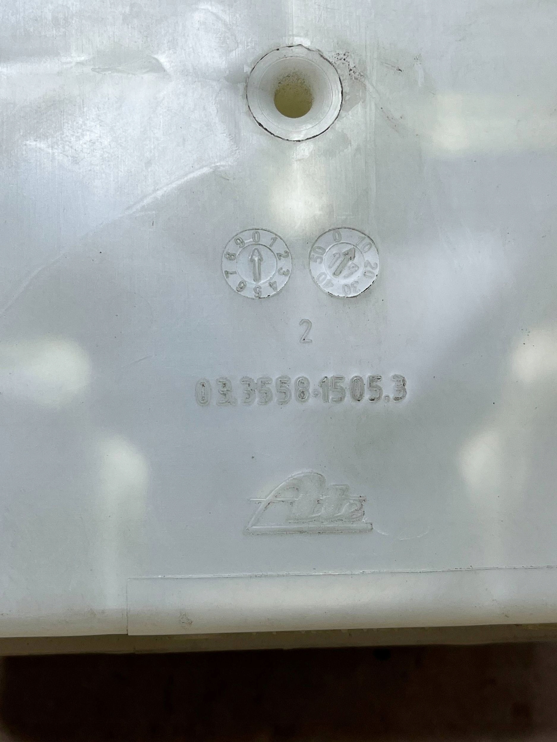 Behälter des Gasses Brems- Peugeot Partner 03355815053