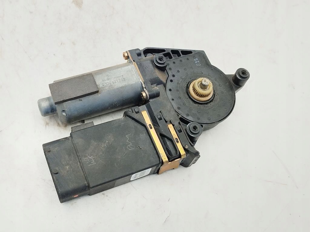 Skoda Octavia et Module Vitre Droite Avant 156085787