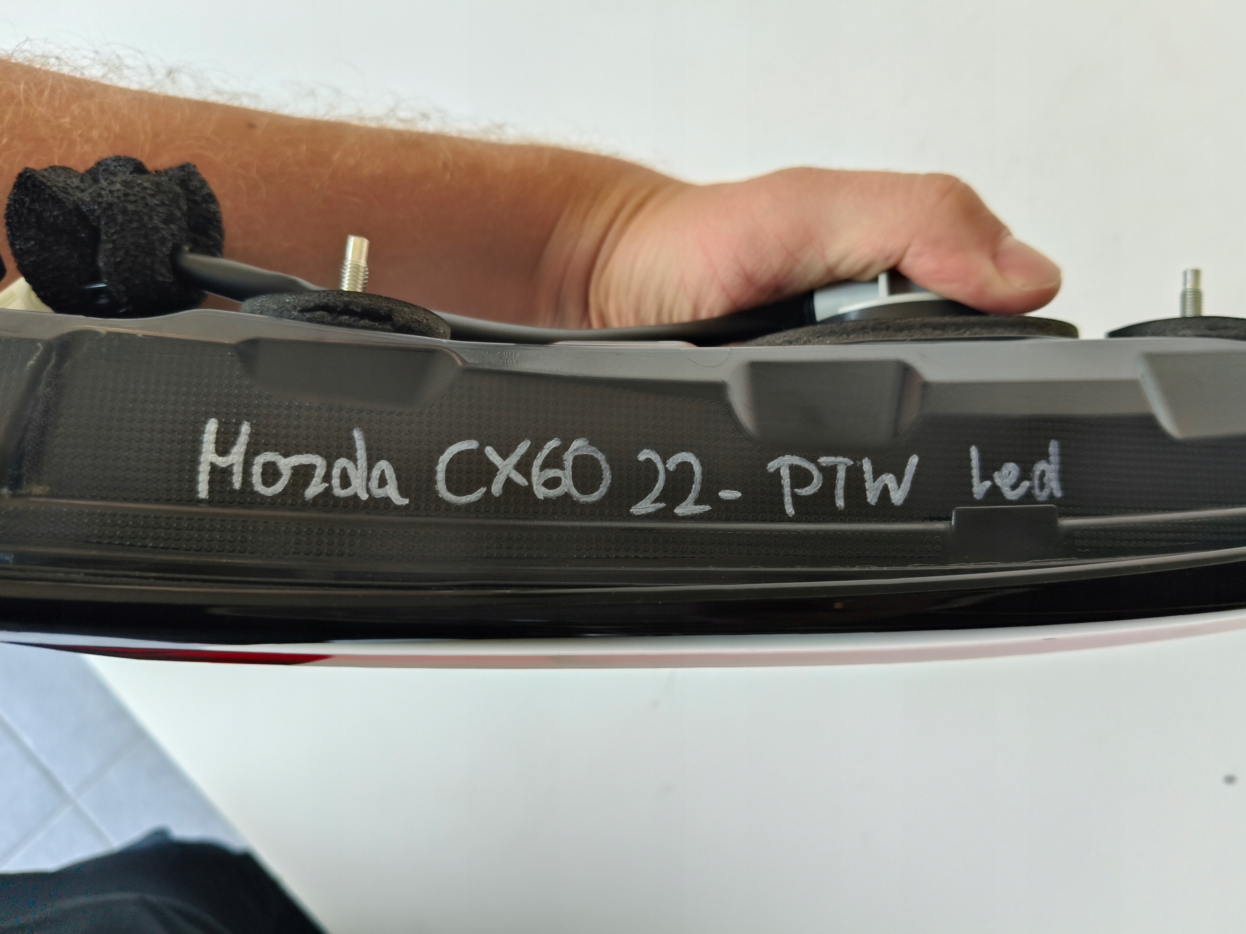 light right rear to the bonnet MAZDA CX60 22- LED