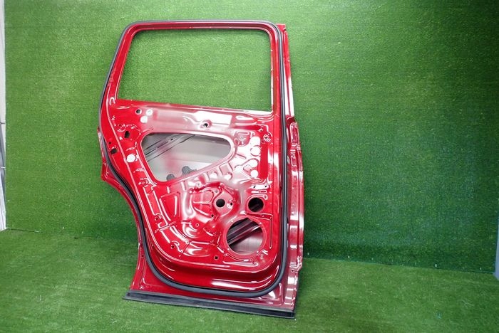 VW TIGUAN II 15- door left rear. rear part