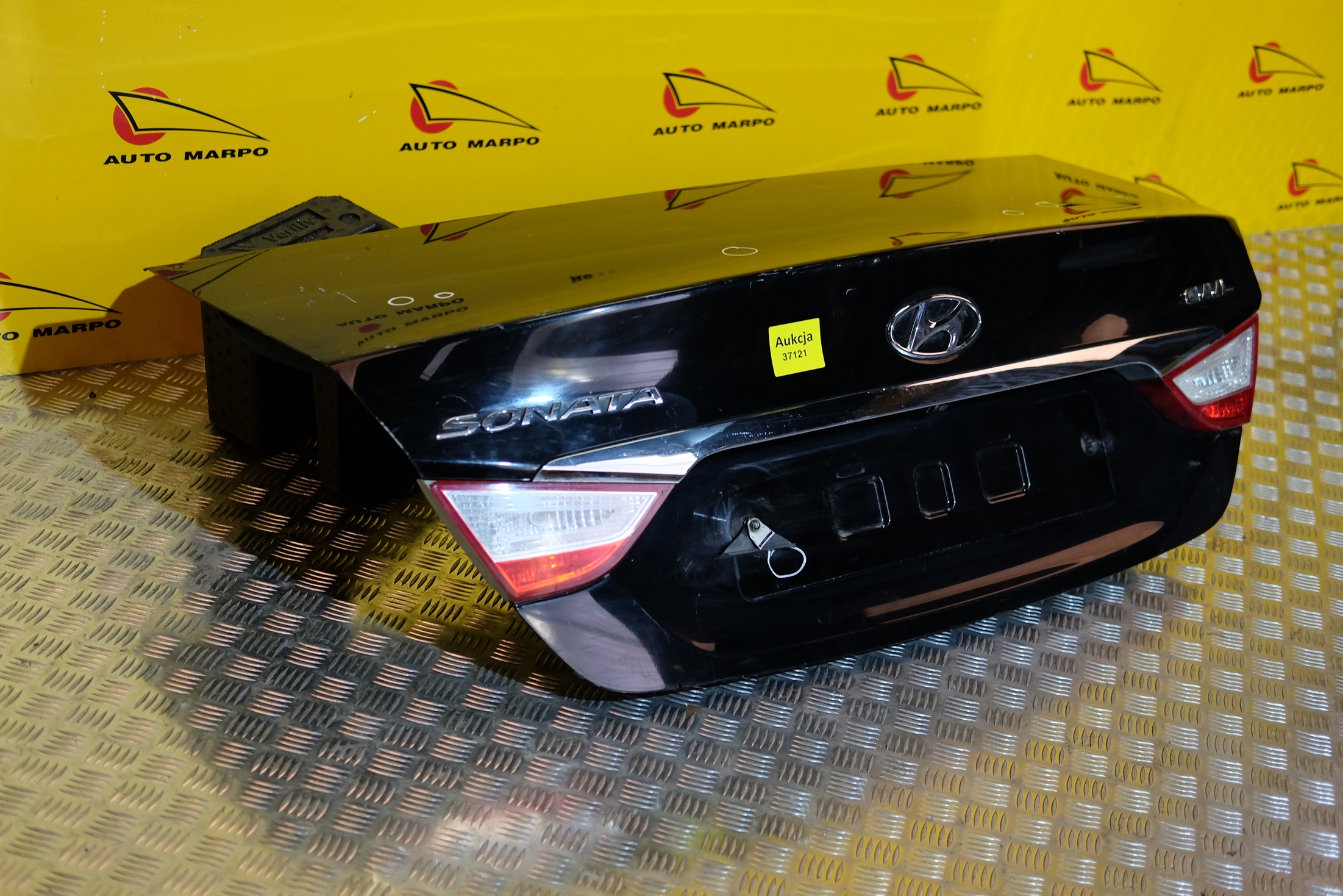 HYUNDAI SONATA 2011-2014 KLAPA BAGAŻNIKA TYŁ TYLNA Kolor do lakierowania