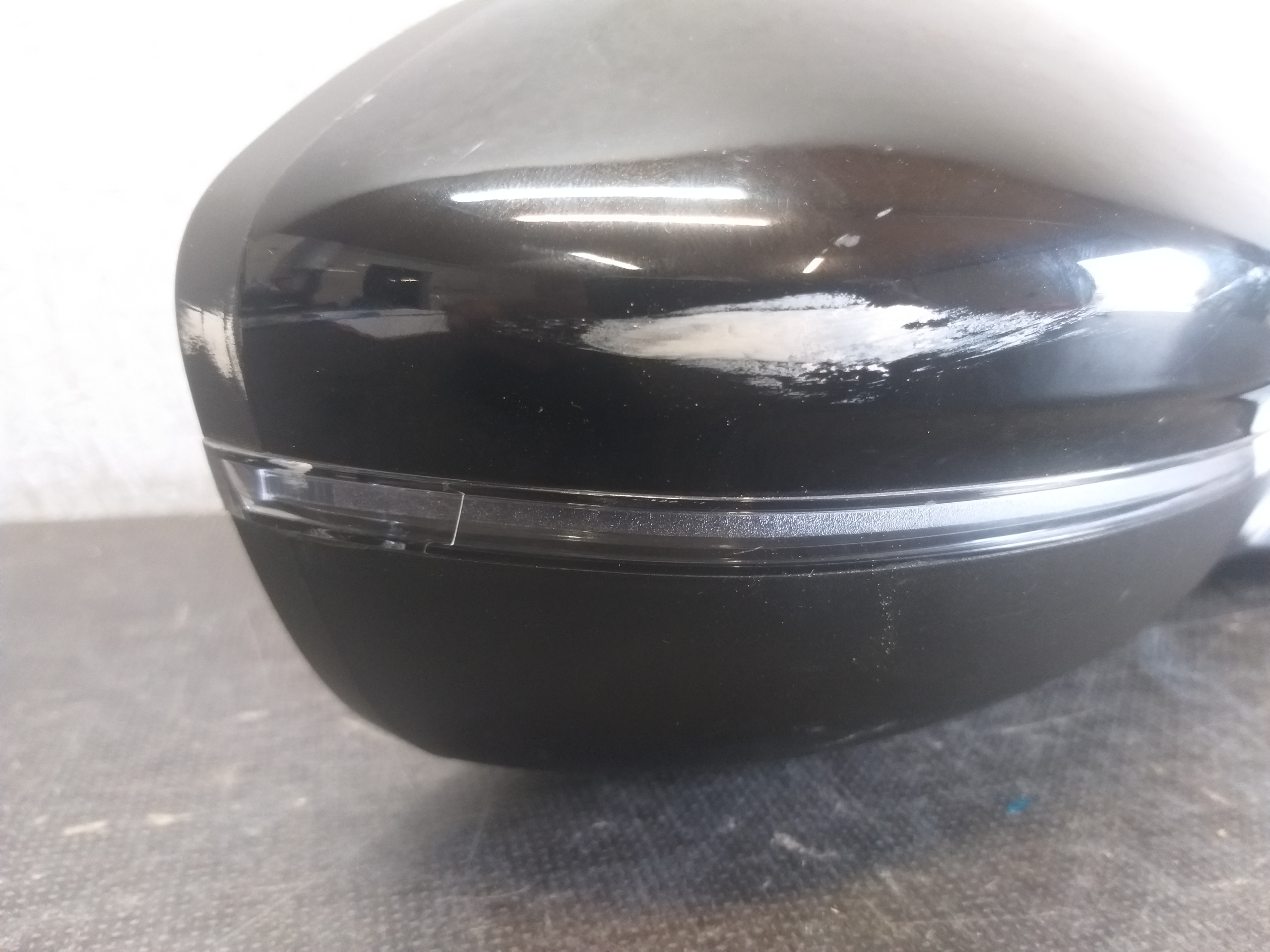 mirror right PEUGEOT 208 II 2 8+2PIN