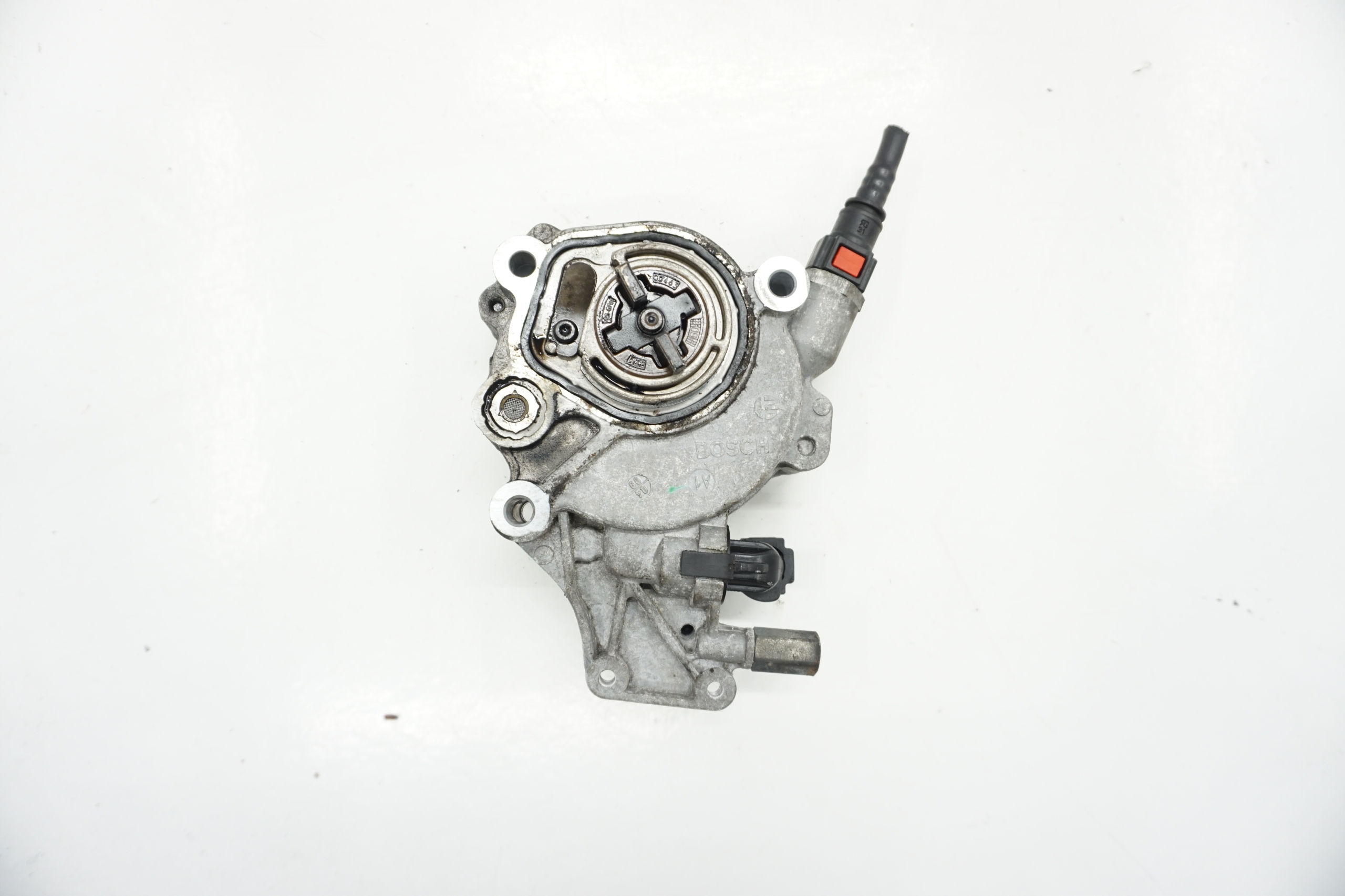 FORD MONDEO MK4 насос вакум D171B-1A