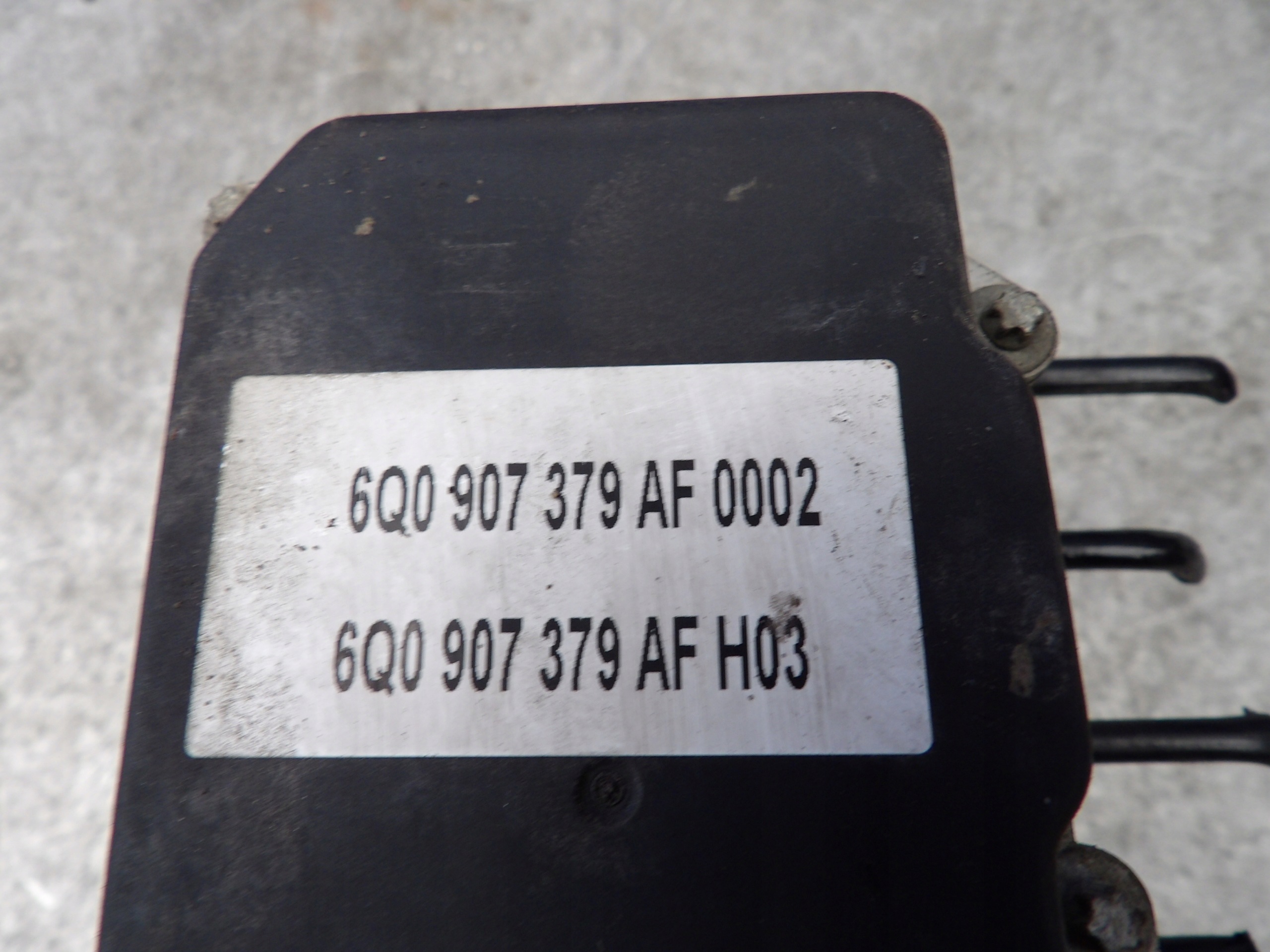 VW Polo 9N 1,2 pump ABS