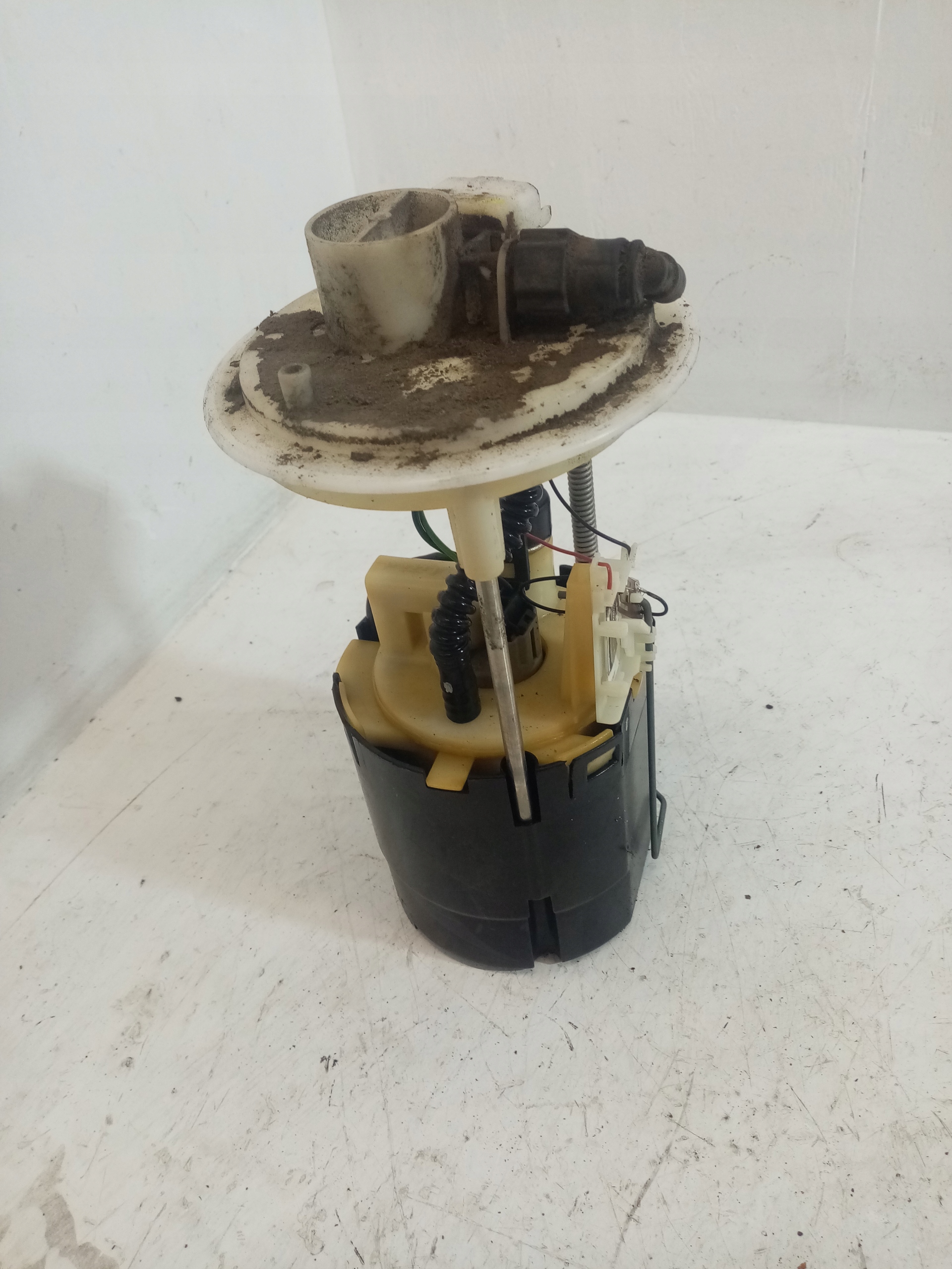 feed pump FIAT PUNTO 2 1.2 B 46743677