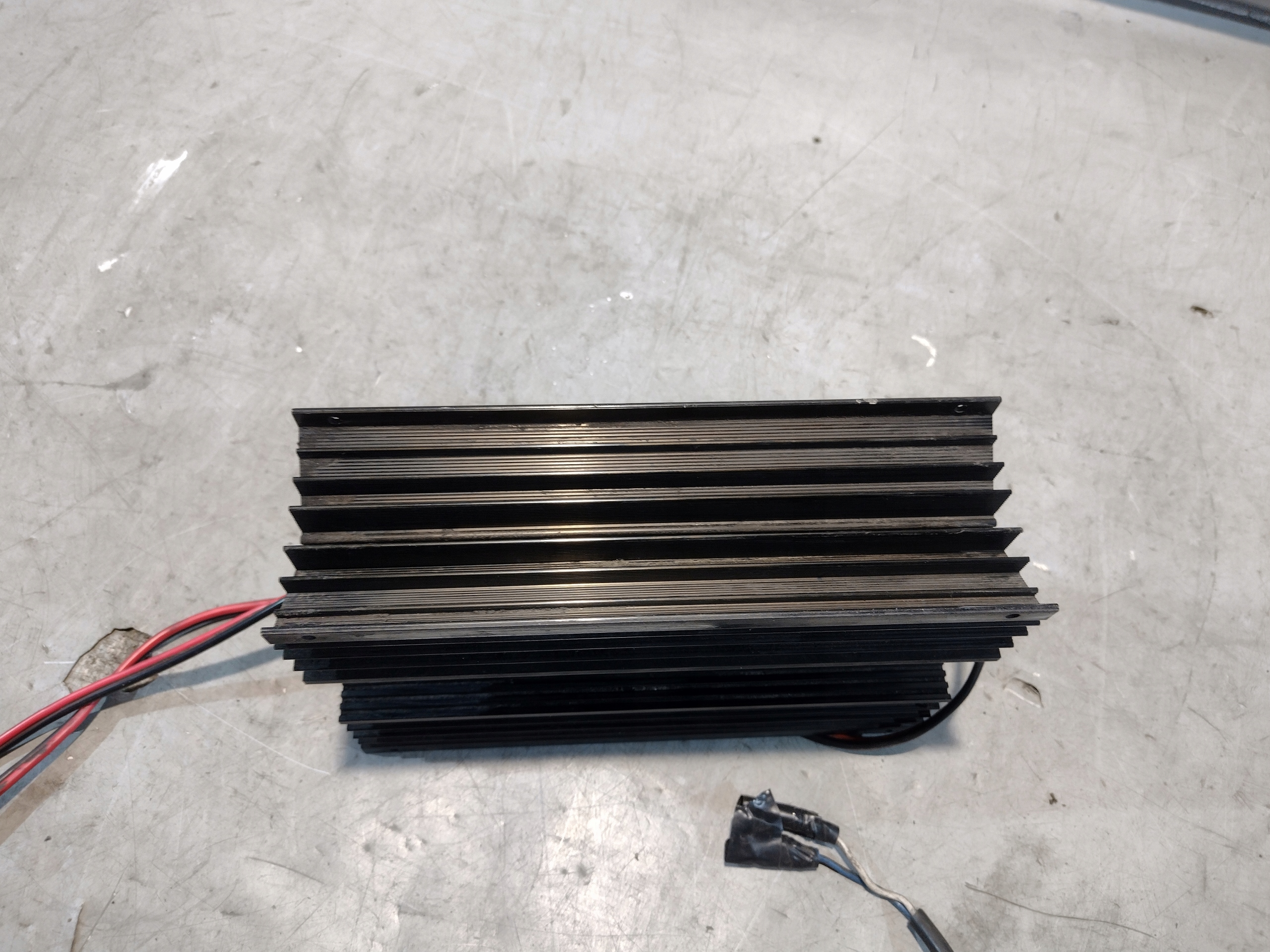 Konwerter di tensione 24V/12V