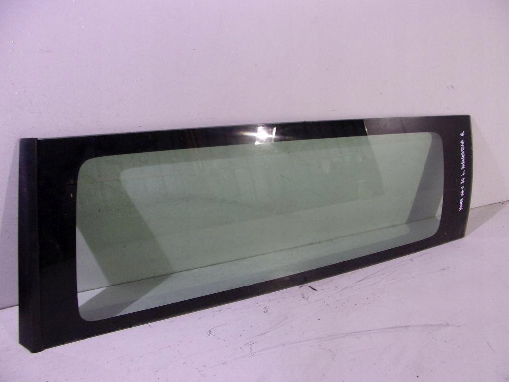 Honda HRV and window bodywork left