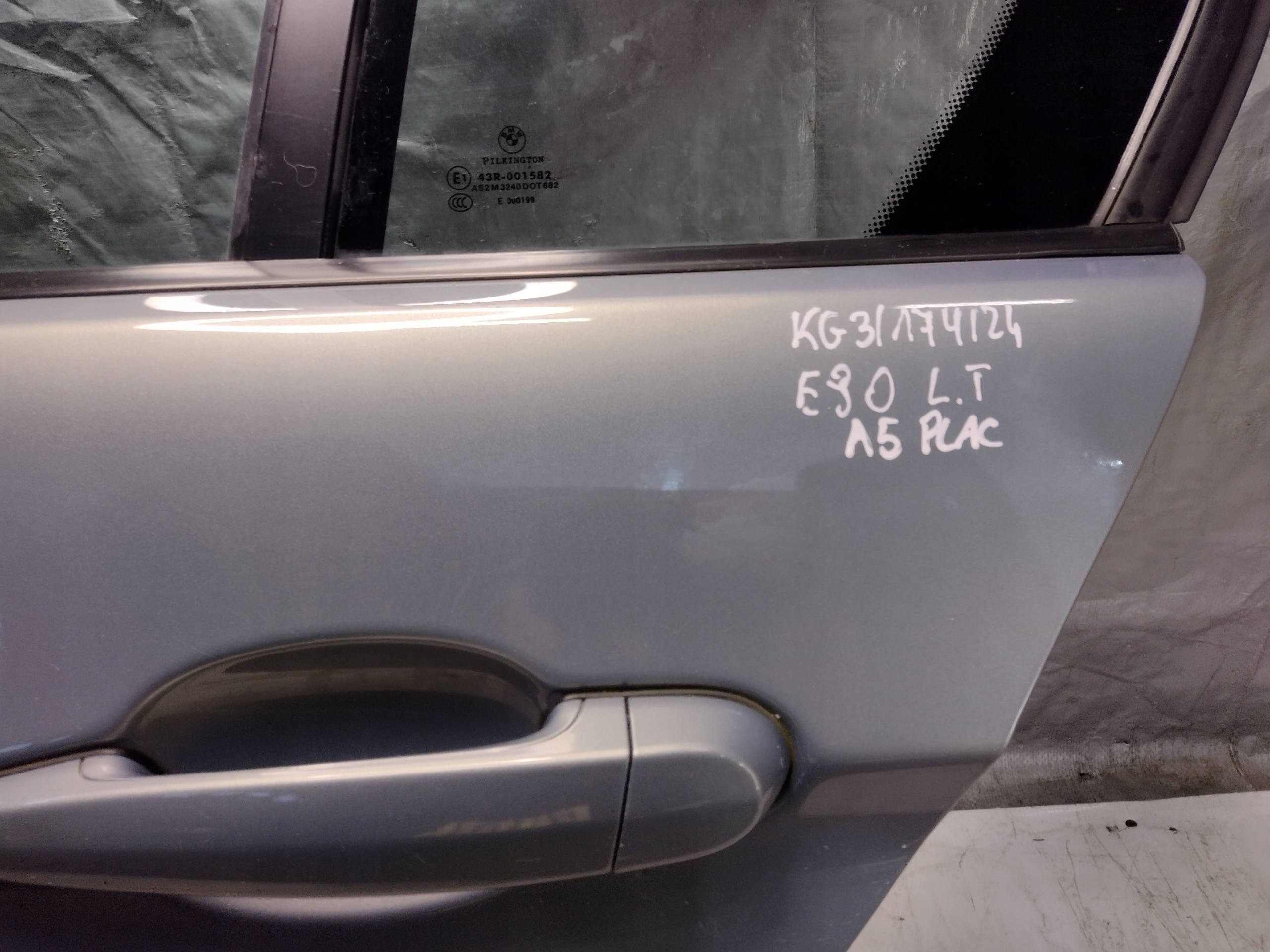 ajtó bal far BMW E90 k: Arktis Metallic (A34/7)