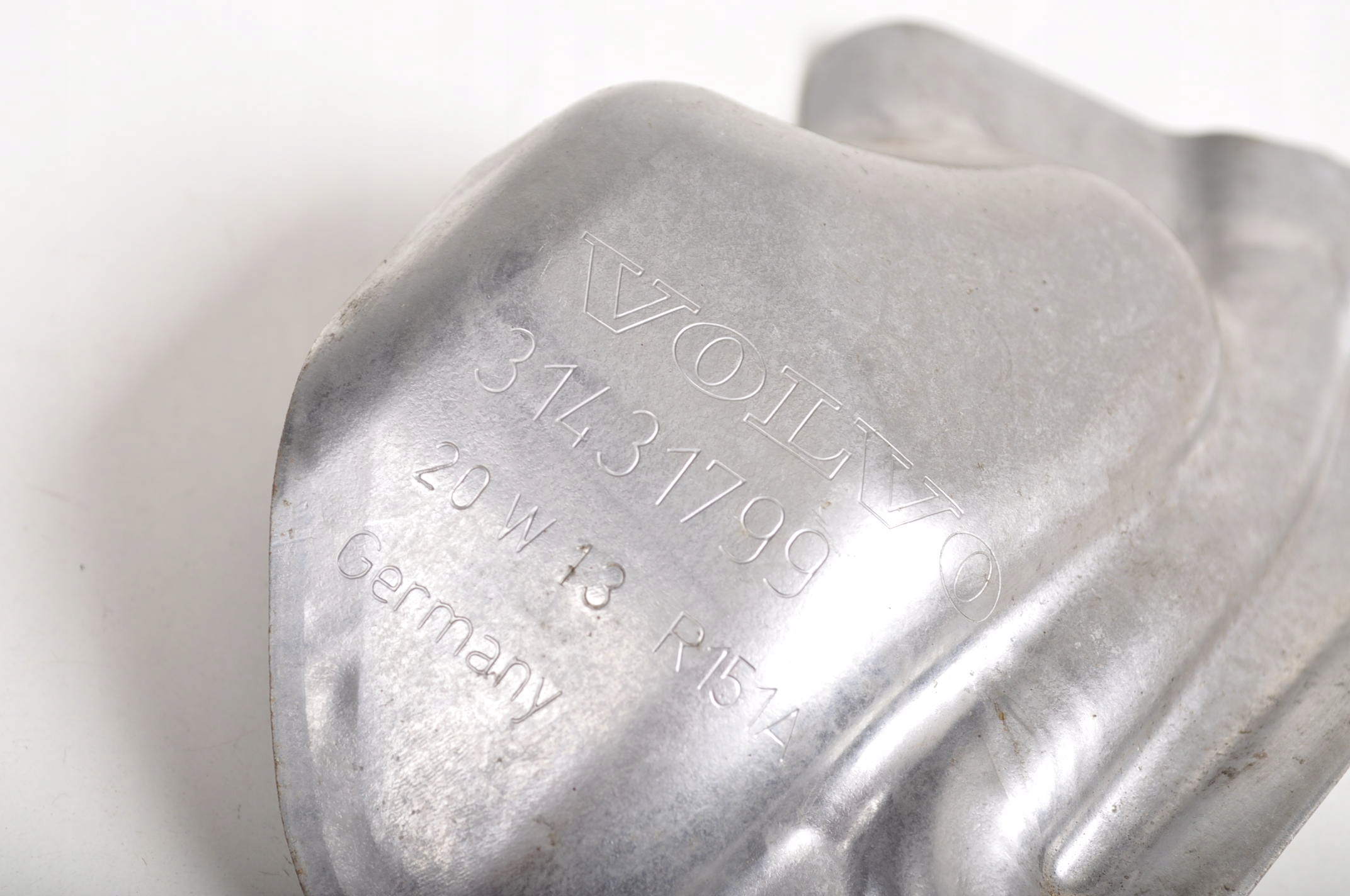 VOLVO XC60 II OSŁONA TERMICZNA 31431799 Producent części Volvo