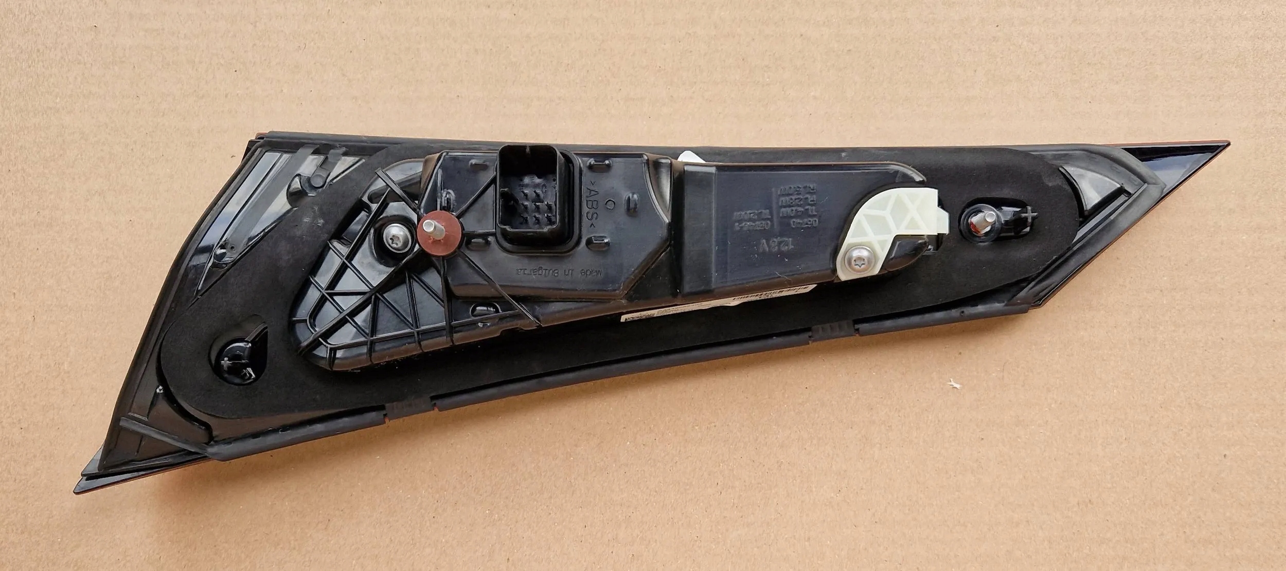 фонарь led задний левый MERCEDES W254 2023