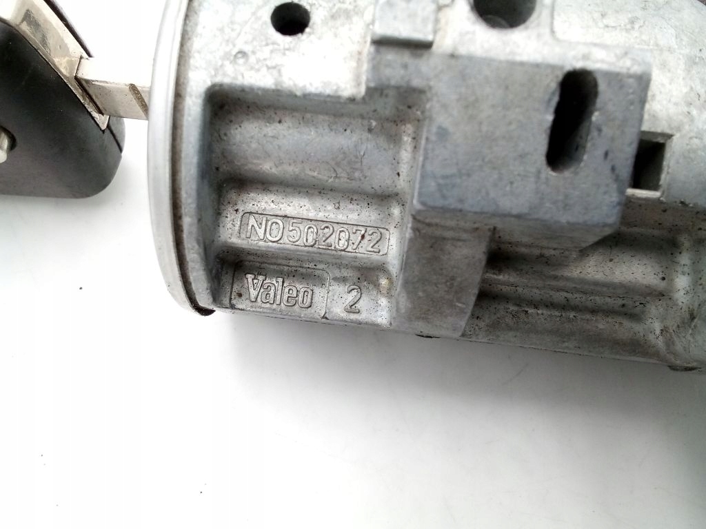 Citroen C3 ignition z kluczykiem key N0502455