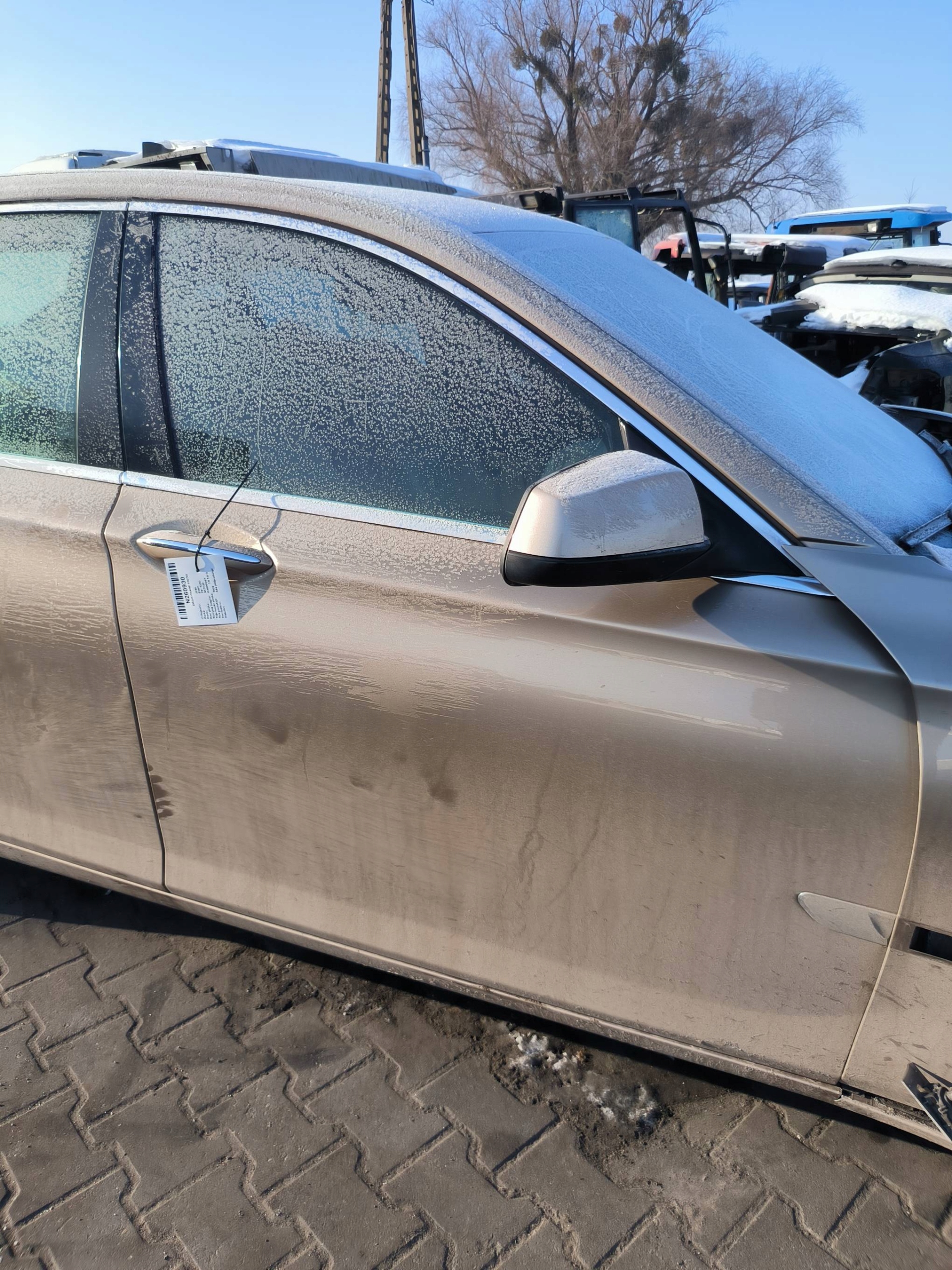 door right front A84 MILANOBEIGE METALLIC BMW F01