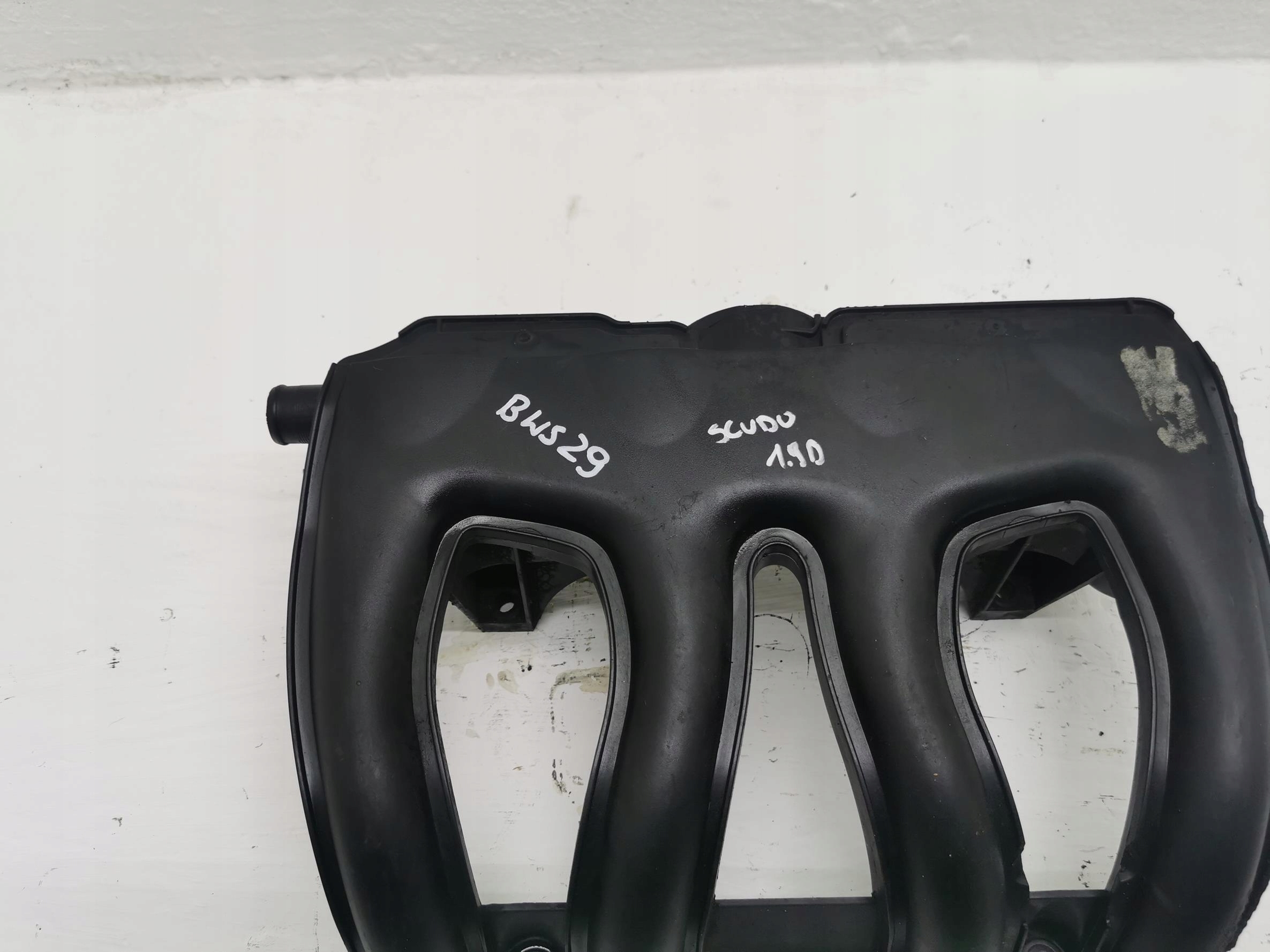 intake manifold CITROEN BERLINGO and 1.9D 9632251780