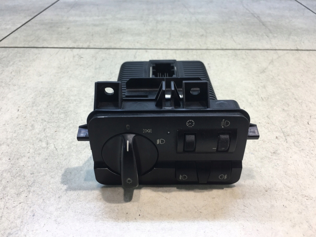 interruttore luci BMW 3 E46 2.0 D 6907947