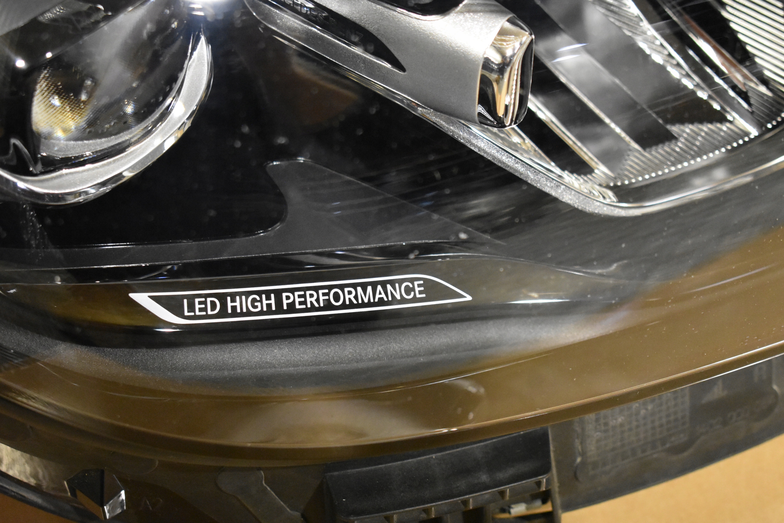IDEALNE lights front front LED PERFORMANCE MERCEDES W206 1