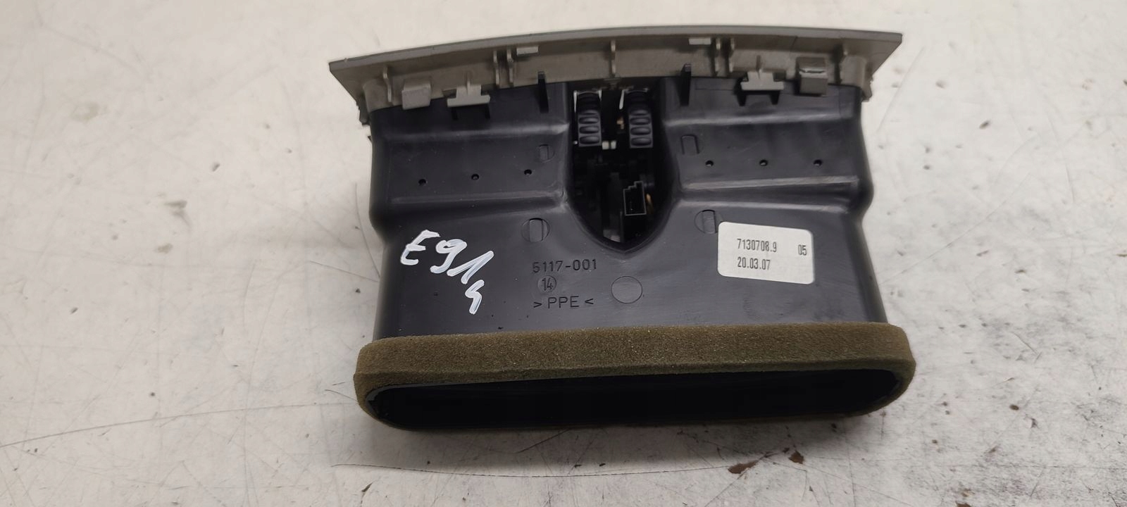 grid air conditioning devices tunelu rear part rear BMW E91 2,0D