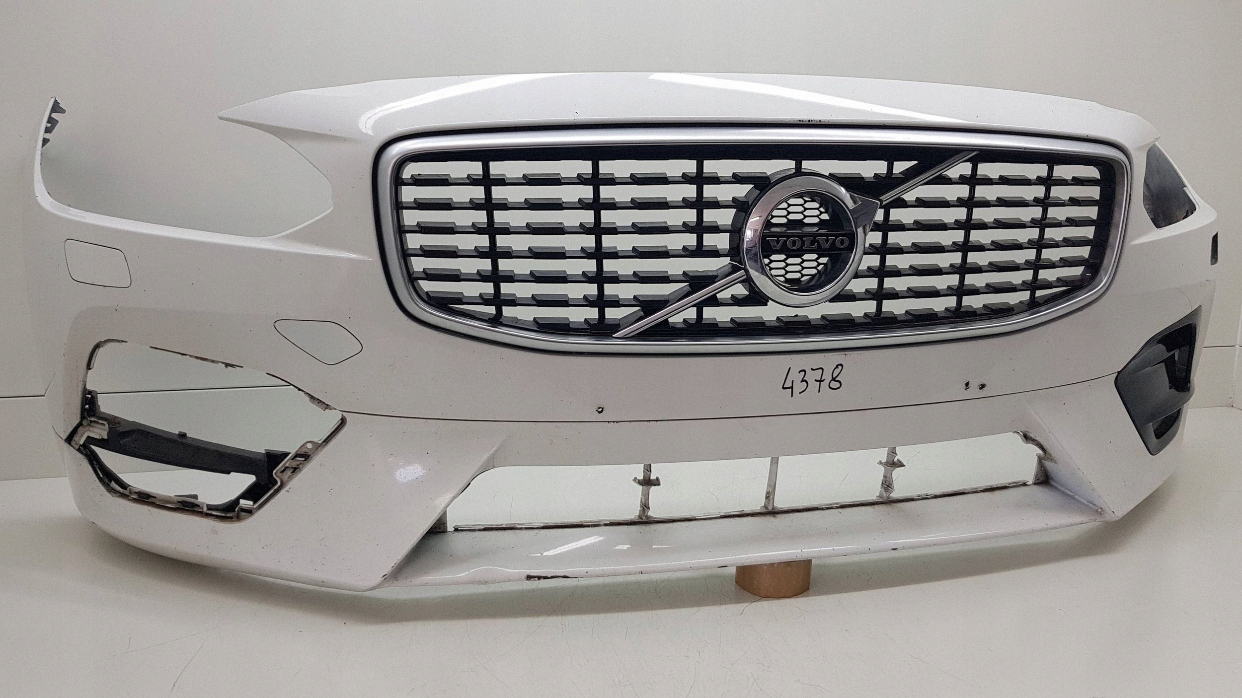 VOLVO V90 S90 R-design 2016 - bumper front 31383226