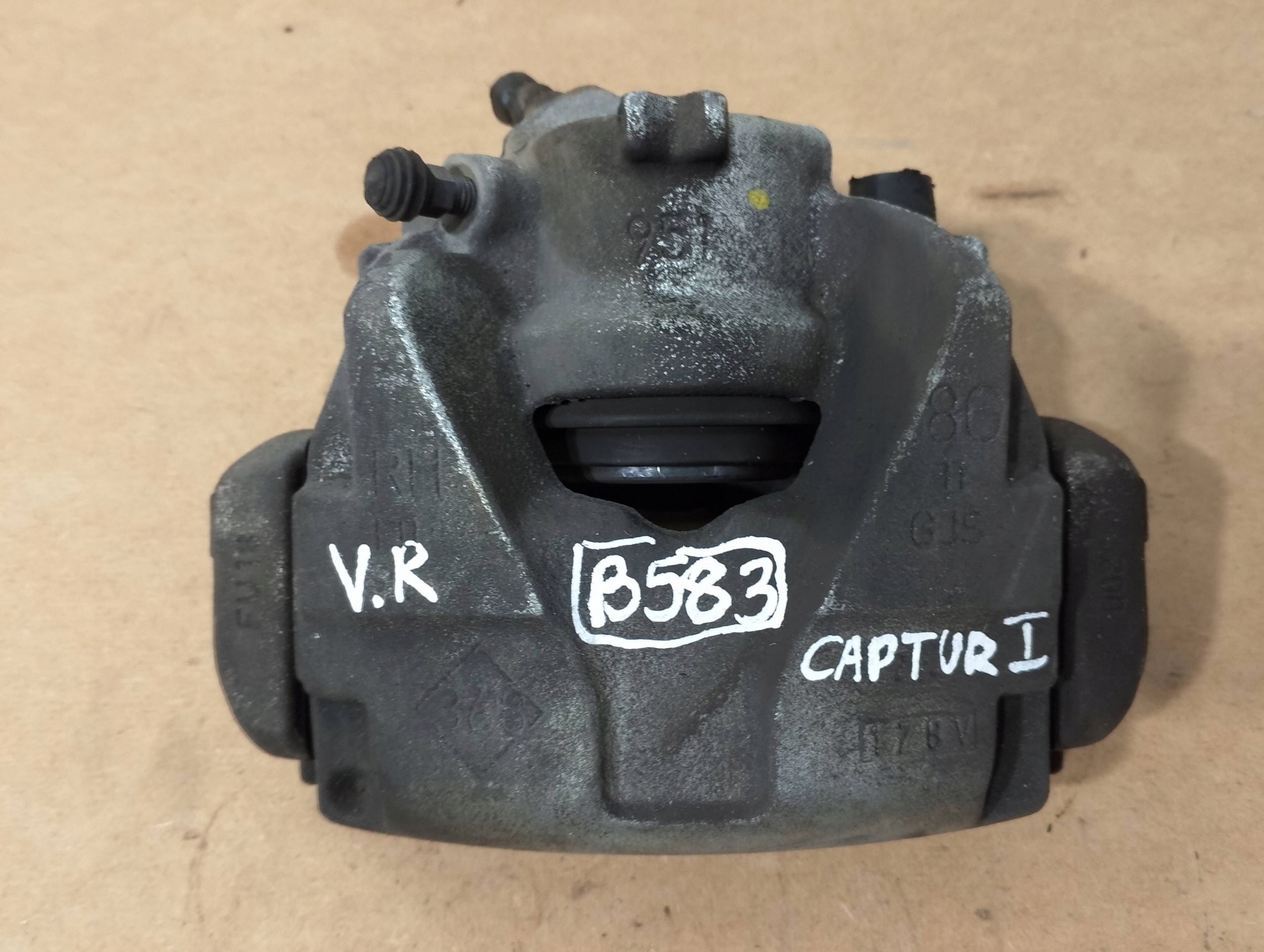 Renault Captur and caliper brake front right 951178V (B583)