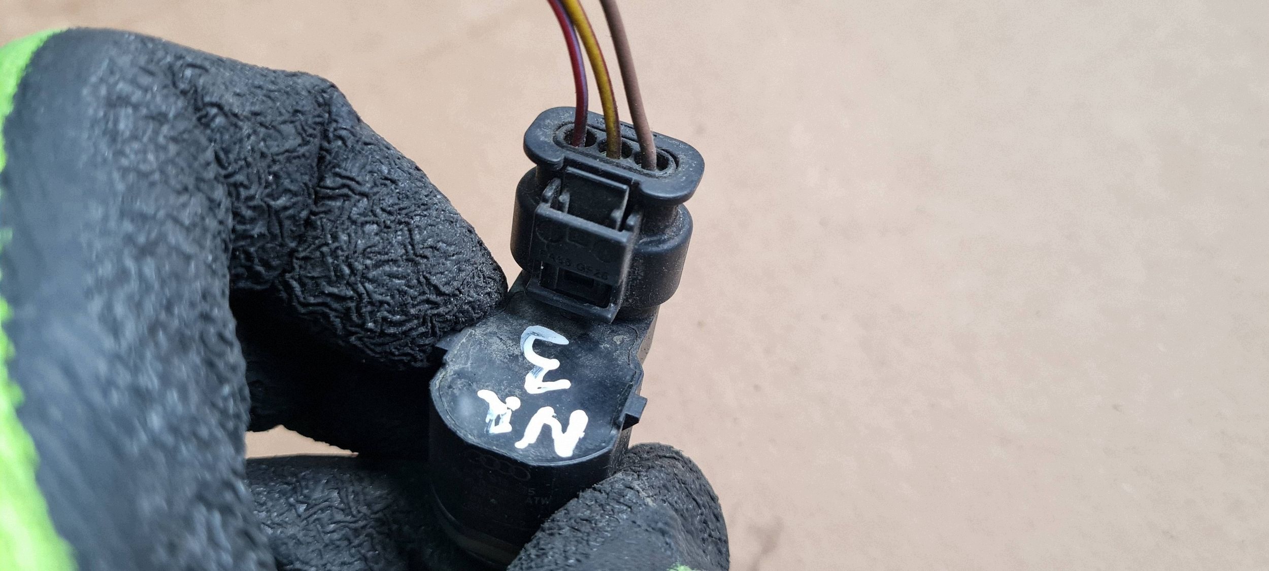 A4 B8 S4 Sensor PDC Parken Connector Contact KOSTKA A5 8T S5 420919275