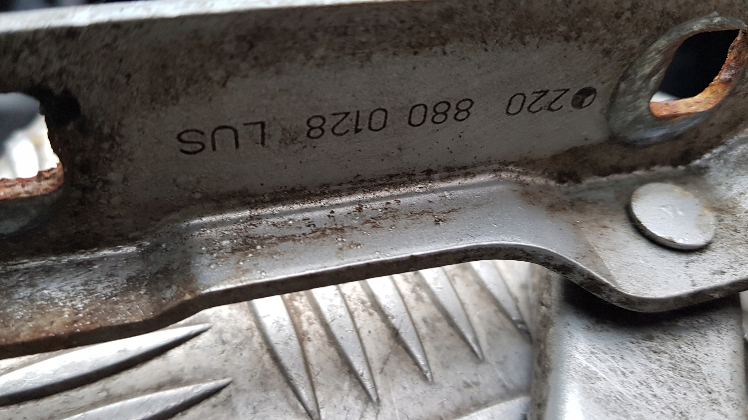 MERCEDES W220 hinge damper bonnets 744 right 2208800128
