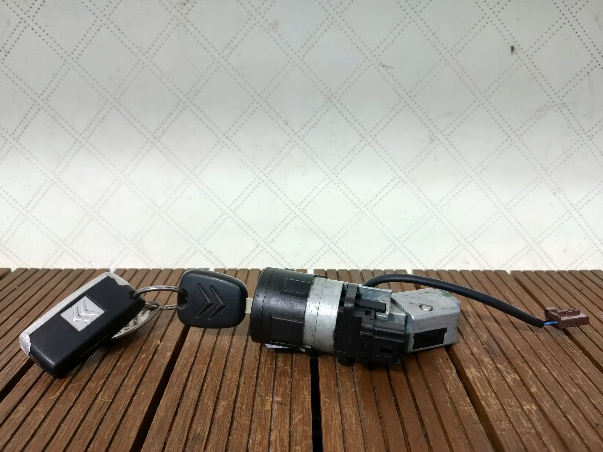 CITROEN C5 III 08-16 ignition Z KLUCZYKAMI 1X PILOT OE