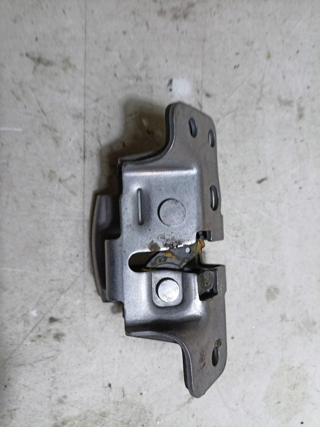 lock door rear part right side Dodge Grand Caravan 5 facelift 2015