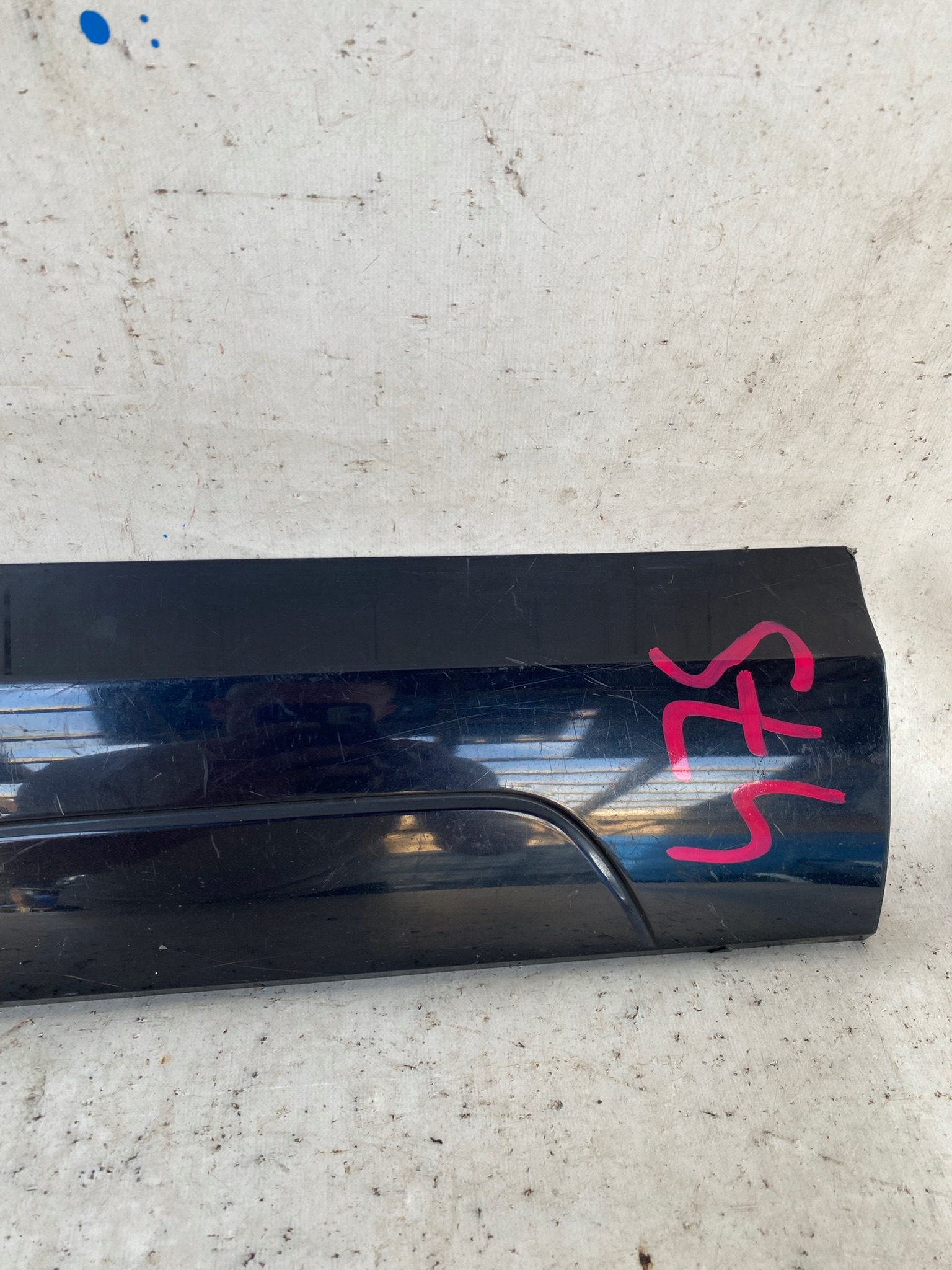 AUDI Q3 8U 11- moulding door right front 8U0853960D