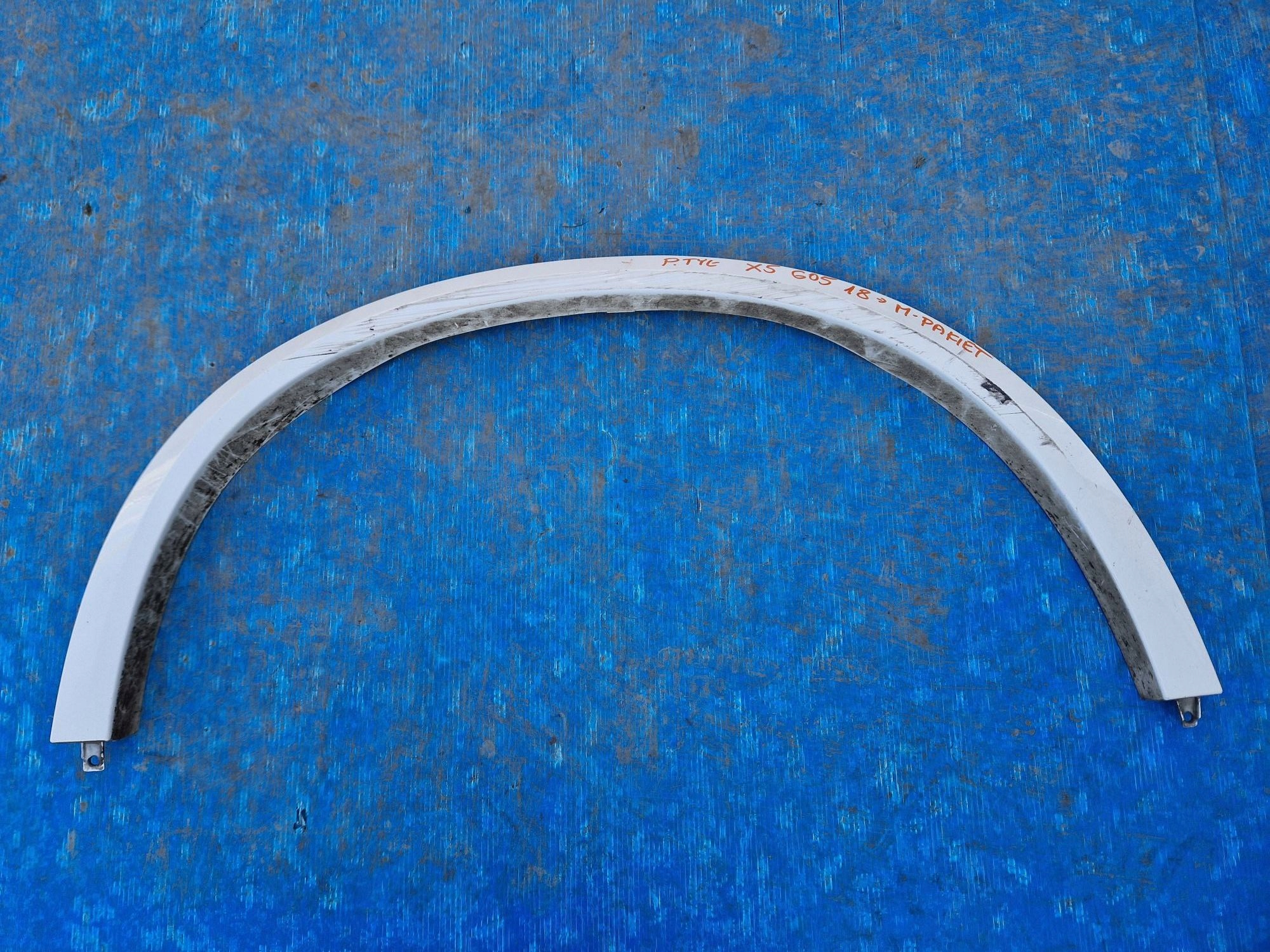 cap for fender right rear part BMW X5 G05 m-packet