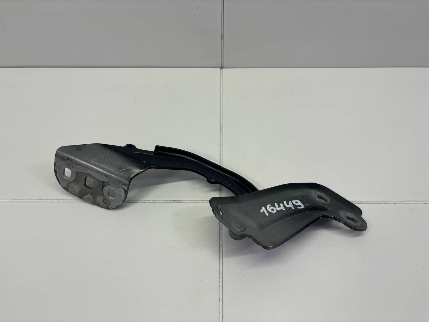 hinge bonnets right side Ford Kuga 2 2016 BM51-A16800-AD