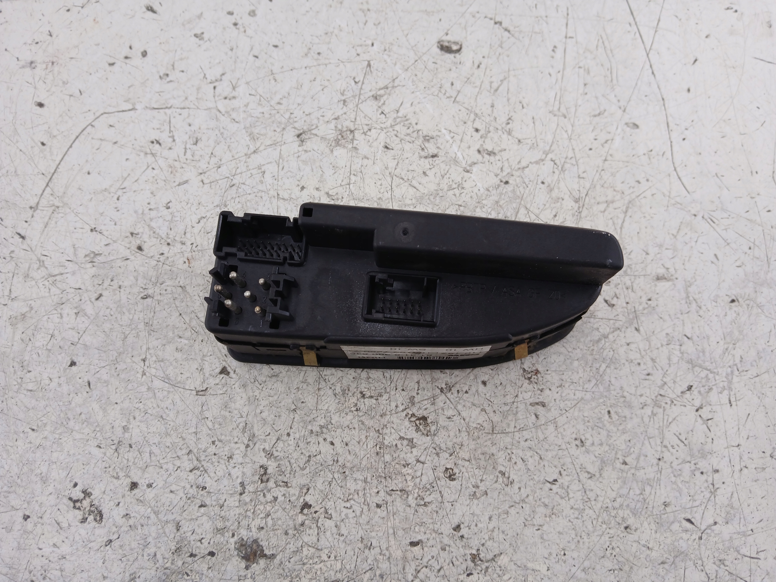 BMW E39 PANEL SZYB bal eleje KIEROWCY 8380645