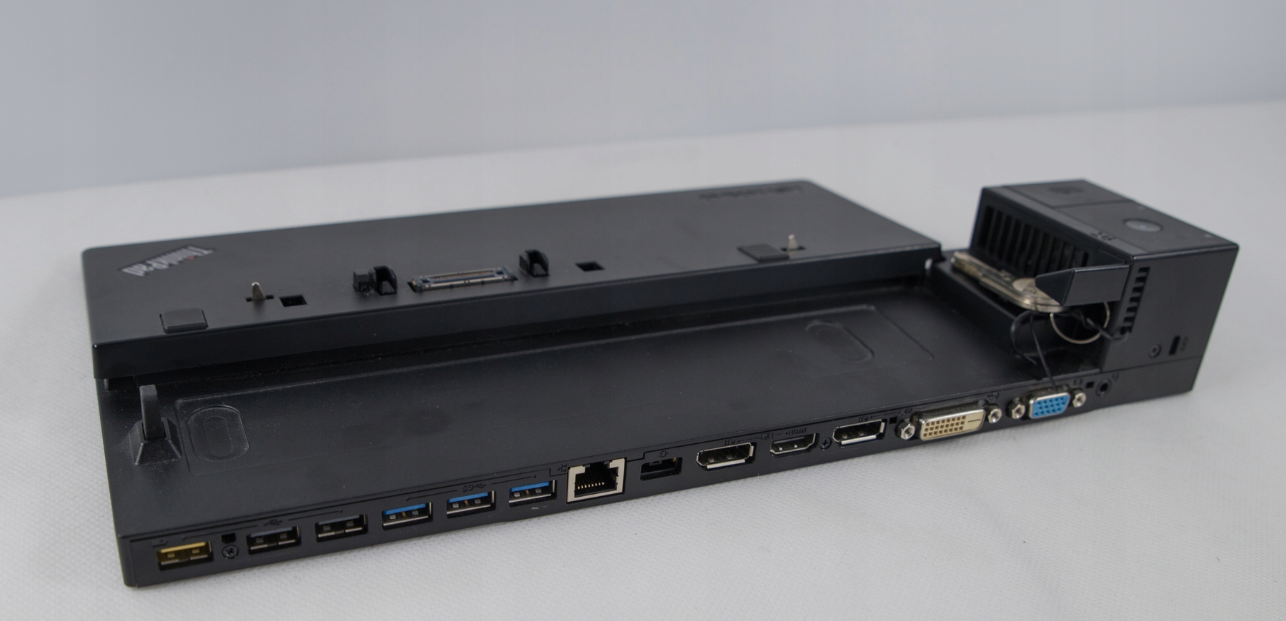 Stacja dokująca Lenovo ThinkPad Ultra Dock 40A2 Kod producenta 40A20090EU