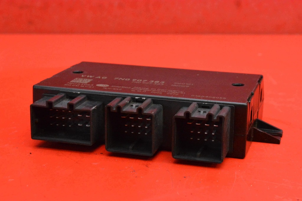 control unit module HAKA 7N0907383 VW PASSAT B7 KOMBI 10-15