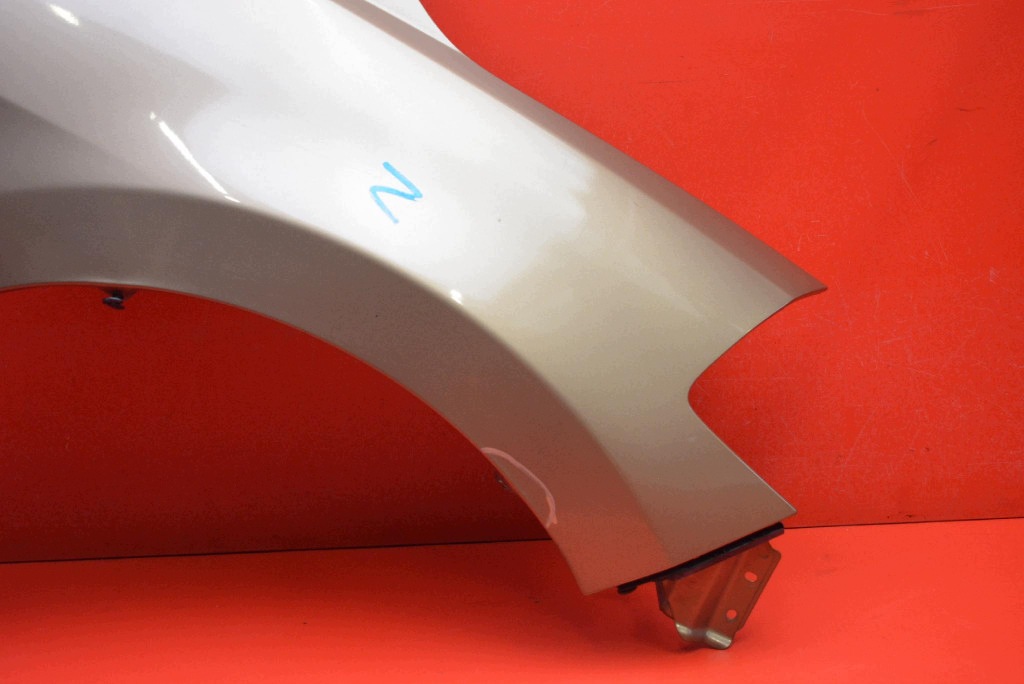 fender right front front C32 NISSAN TIIDA C11 04-08
