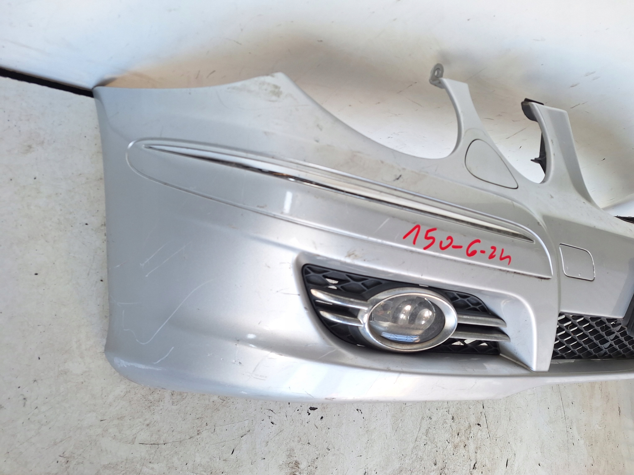 MERCEDES E-KLASA W211 LIFT 06-08 bumper + XENON