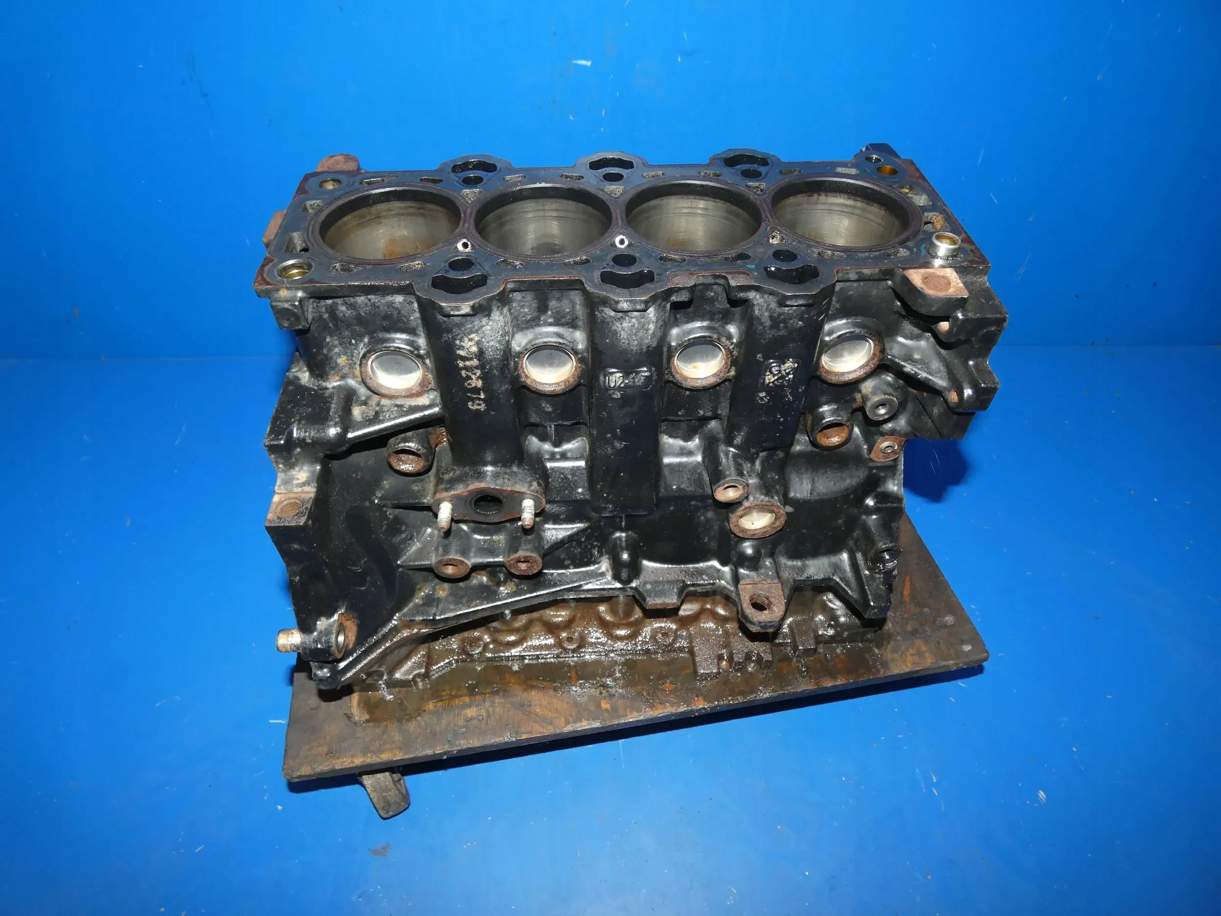 KIA Optima III SPORTAGE I40 1.7 CRDI D4FD BLOK SILNIKA Producent części Kia OE