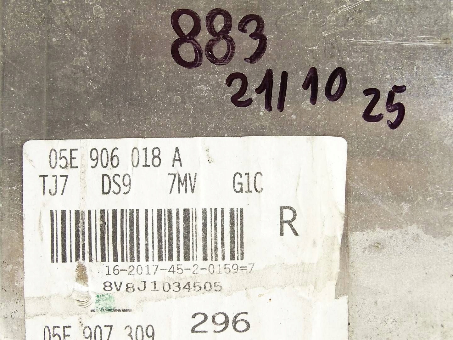computer control unit of the engine ECU AUDI A3 8V LIFT 1.5 TSI 05E906018A