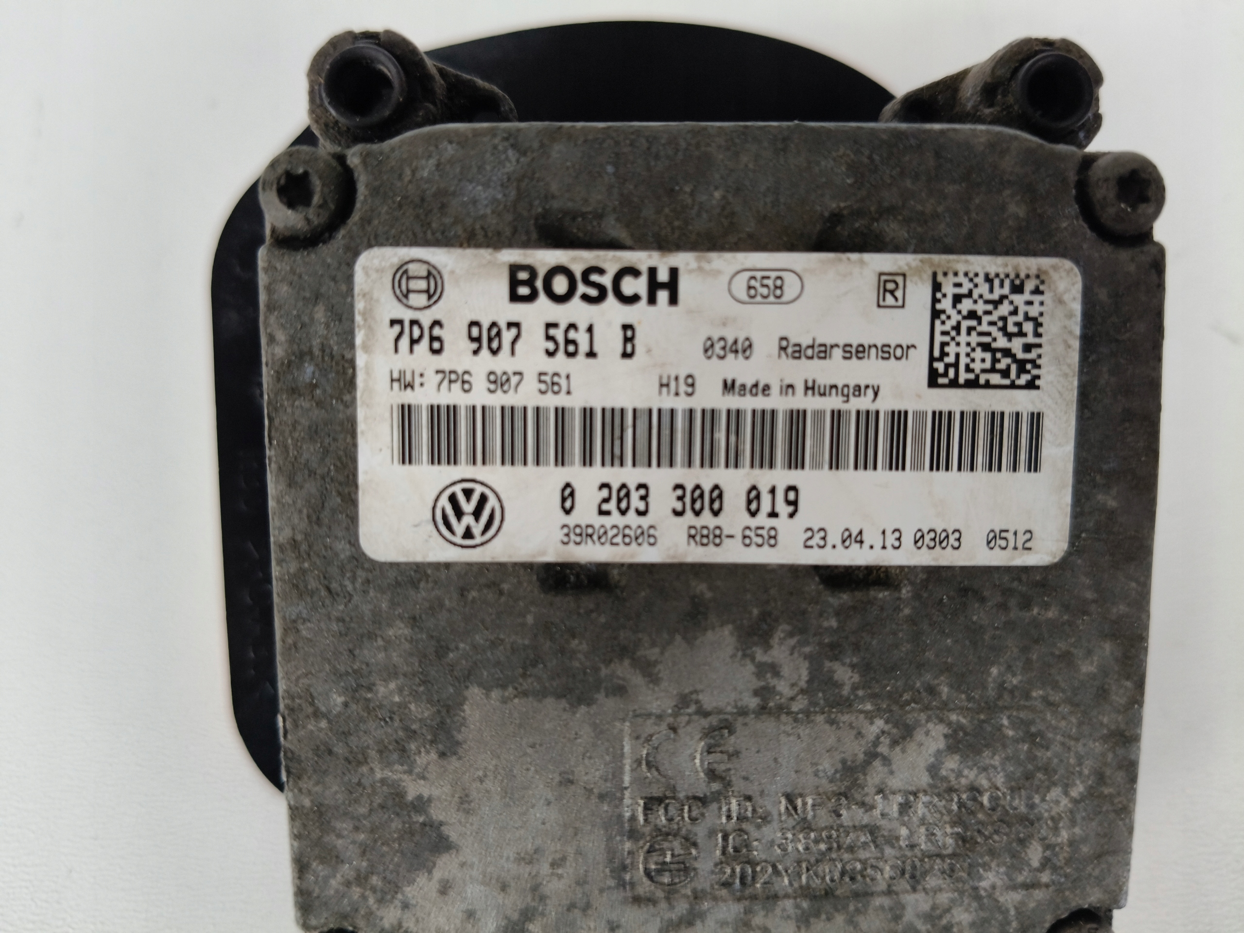 RADAR DISTRONIC ACC sensor VW TOUAREG 7P6907561B