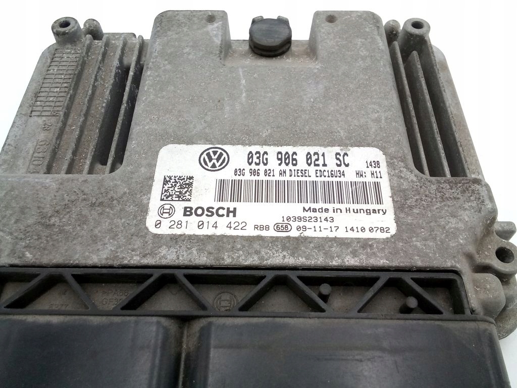 VW Audi Seat Skoda computer control unit of the engine